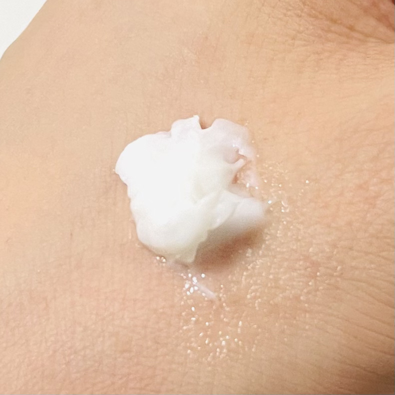 マデカクリームタイムリバース/センテリアン24/フェイスクリームを使ったクチコミ（2枚目）