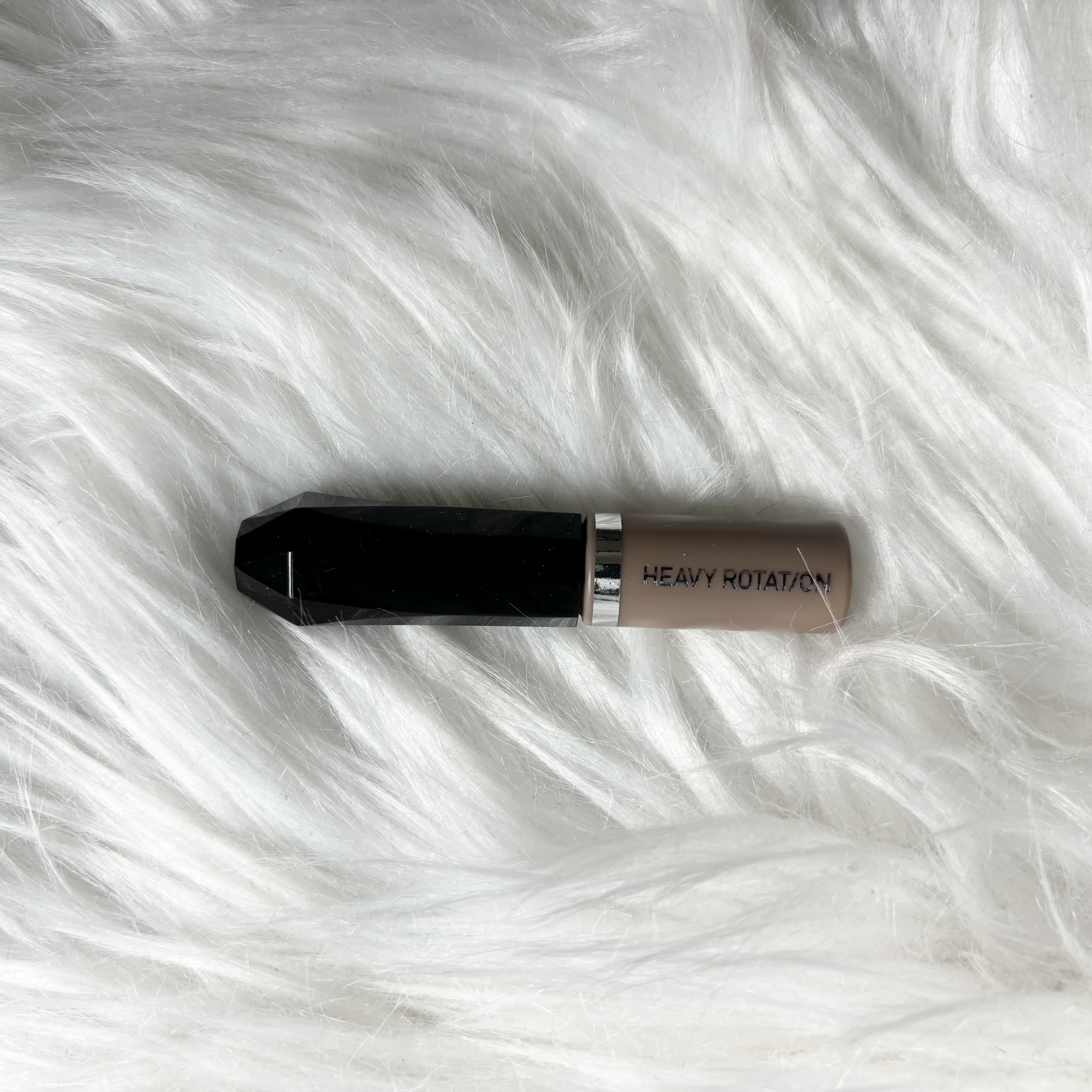 ヘビーローテーション カラーリングアイブロウEX 09 ナチュラルアッシュ/ヘビーローテーション/眉マスカラを使ったクチコミ（1枚目）