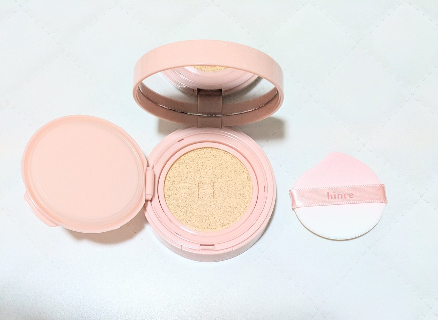 カバーマスターピンククッション/hince/クッションファンデーションを使ったクチコミ(4枚目)