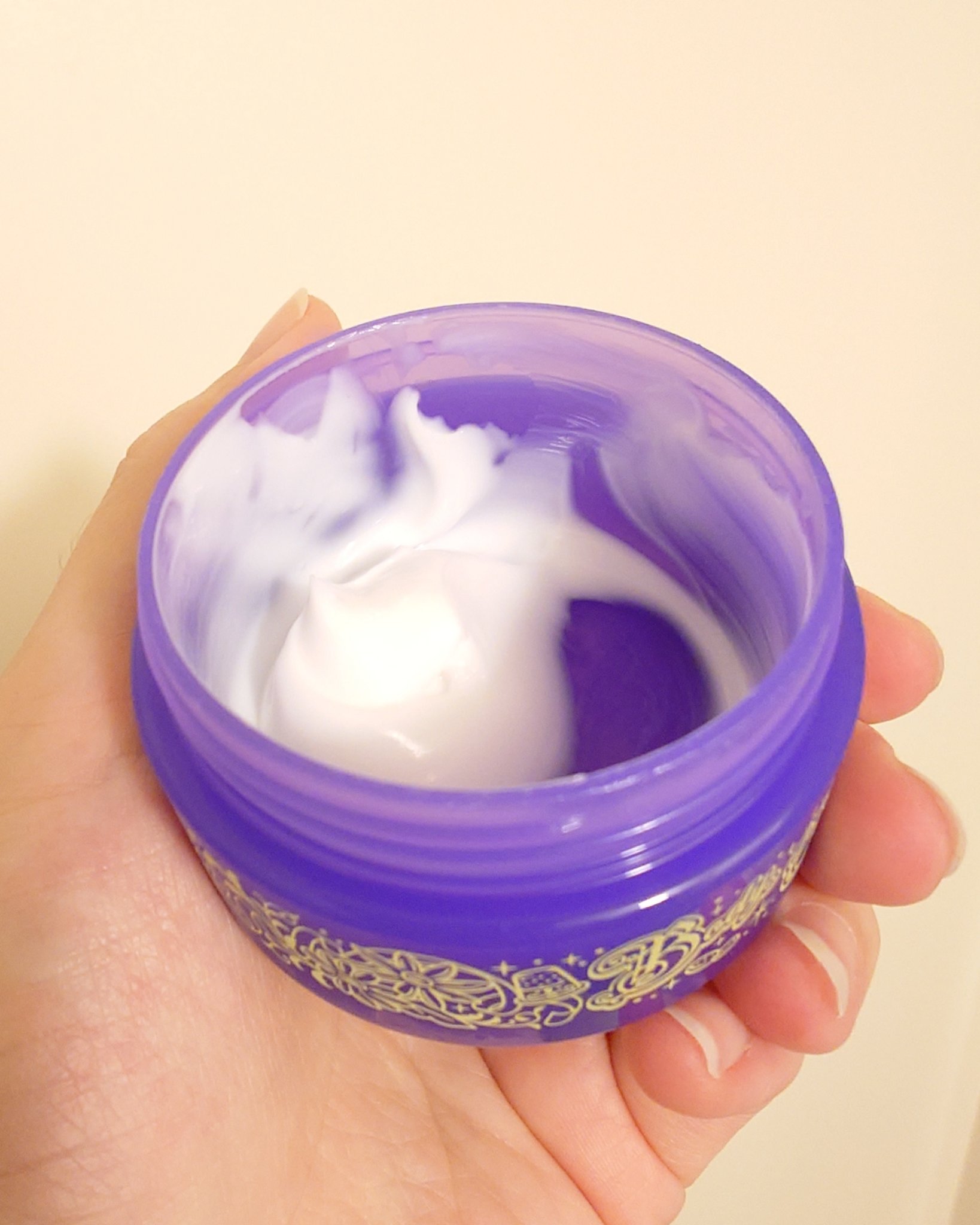 フレグランス ボディクリーム(TB) みずみずしいきらめきの香り/東京ディズニーリゾート/ボディクリームを使ったクチコミ（3枚目）