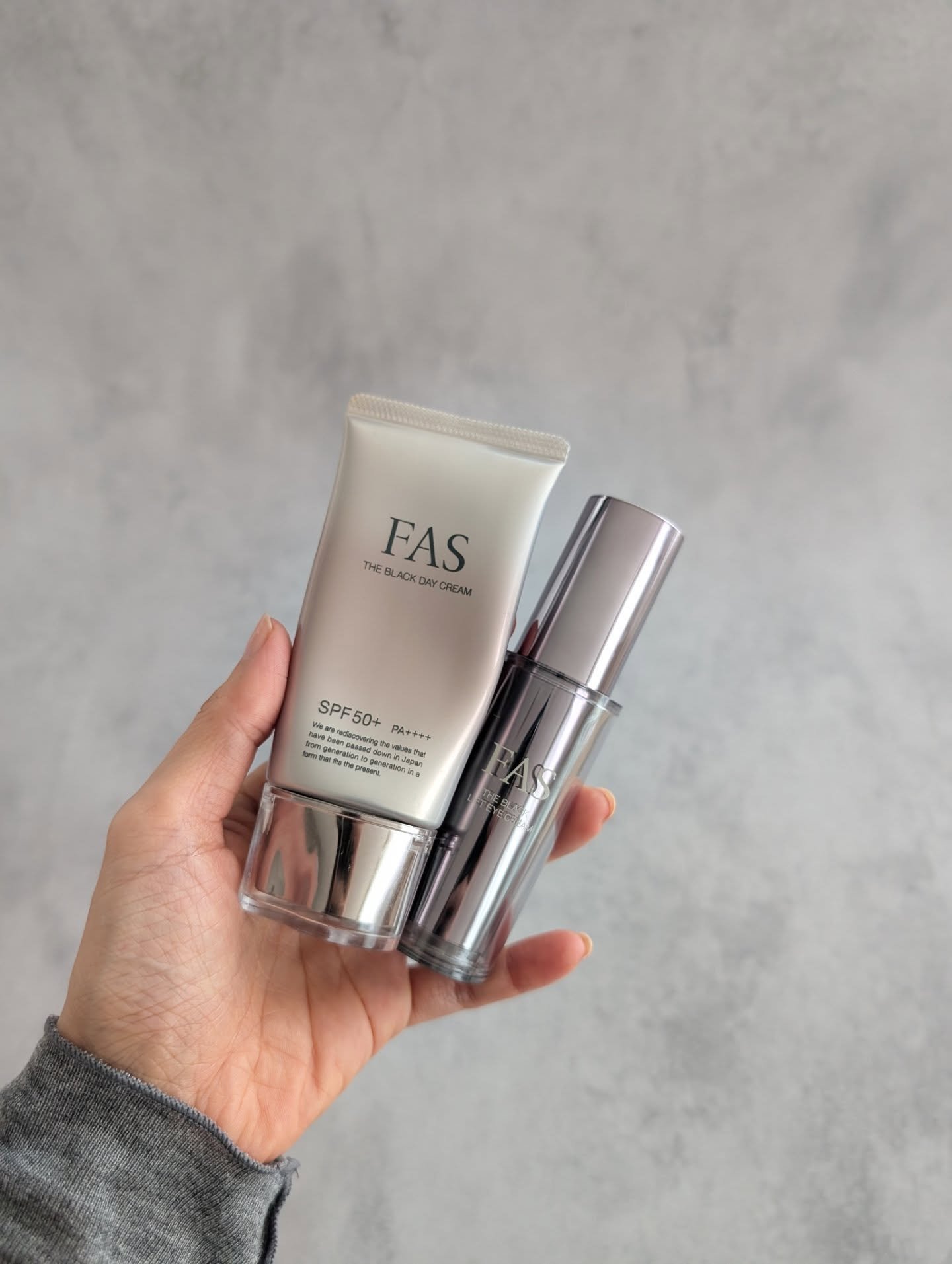 試してみた】FAS FAS ザ ブラック リフト アイクリームの効果・肌質別