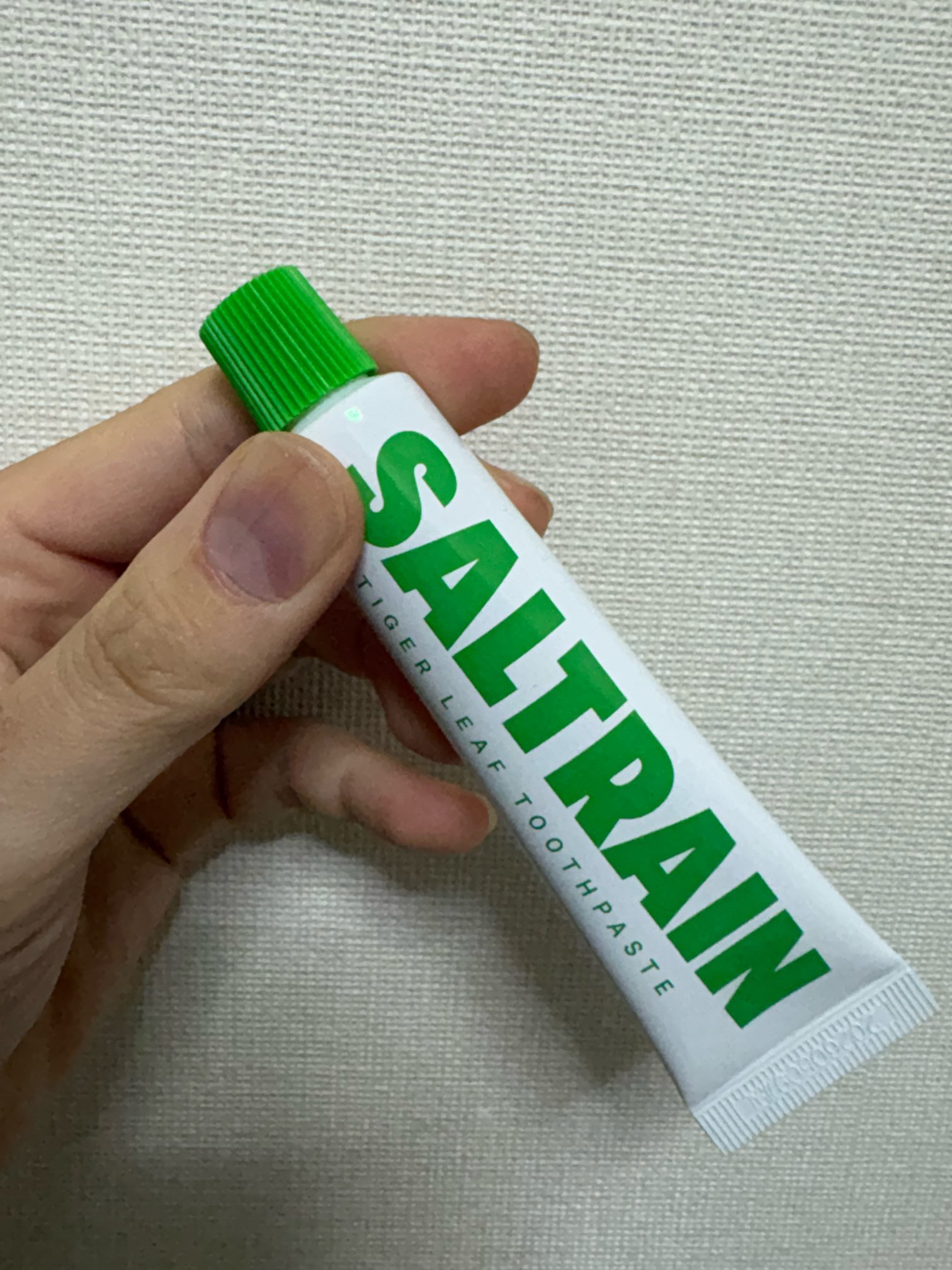 SALTRAIN TIGER LEAFのクチコミ「ブランド名:SALTRAIN
製品名:TL トゥースペースト
カテゴリー:歯磨き粉
内容量:3.....」（1枚目）