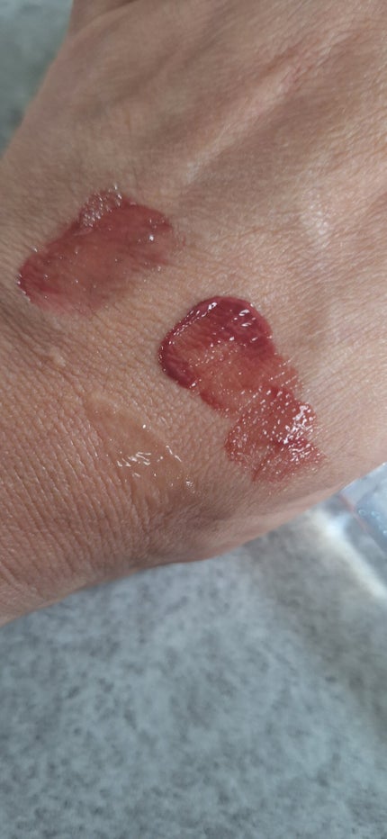 ウォータフルグロウティント/wakemake/リップティントを使ったクチコミ(2枚目)