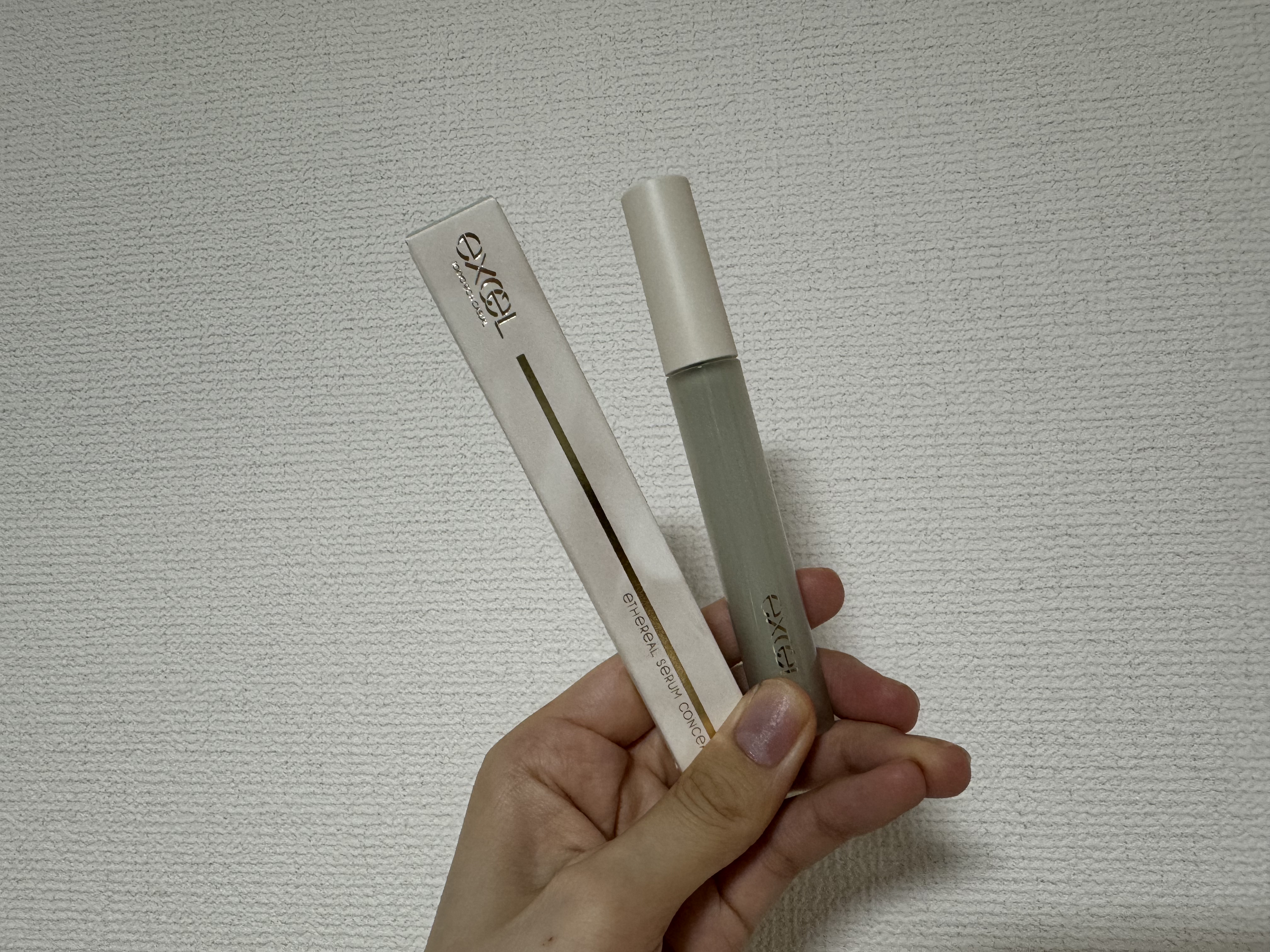 エシリアル セラムコンシーラー/excel/リキッドコンシーラーを使ったクチコミ（1枚目）