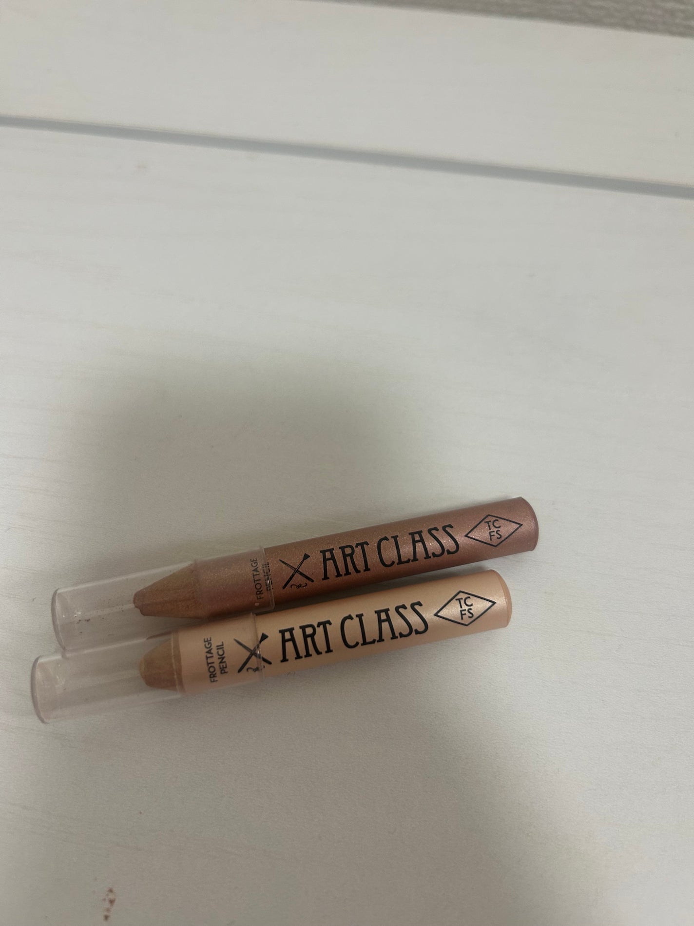 アートクラス フロッタージュペンシル/too cool for school/スティックアイシャドウを使ったクチコミ(1枚目)