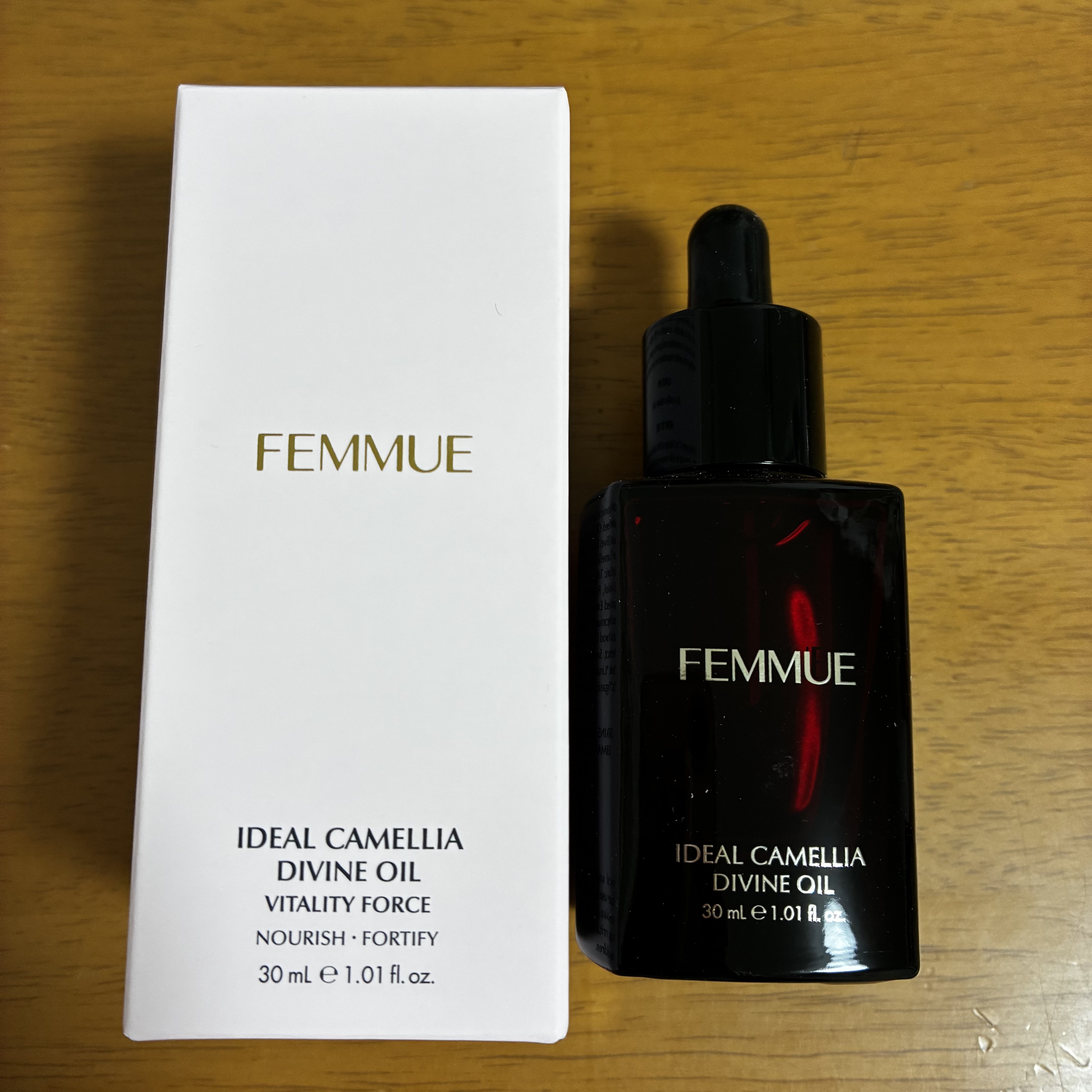 アイディアル ディヴァインオイル［オイル美容液］/FEMMUE/フェイスオイルを使ったクチコミ（1枚目）