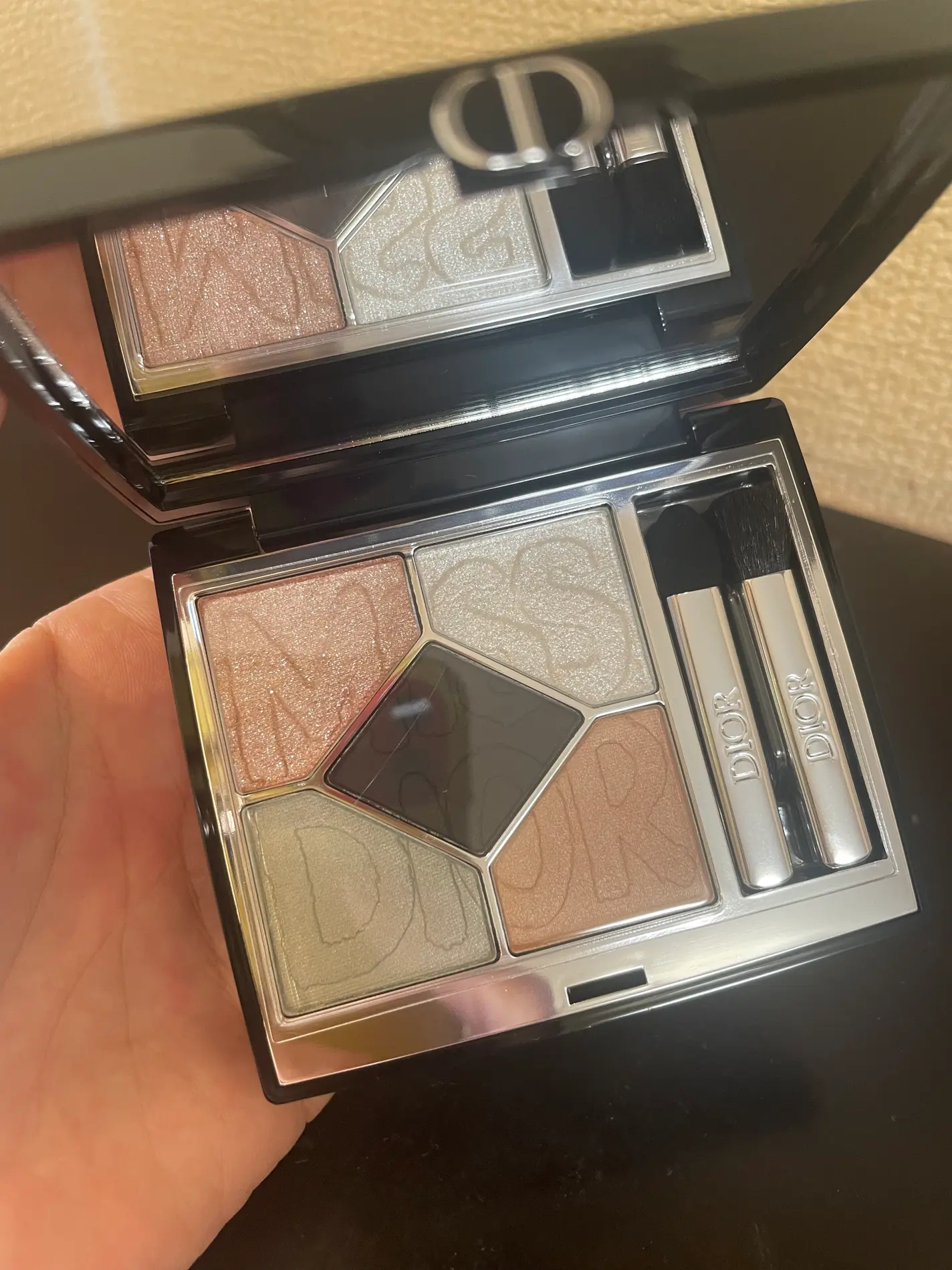 ディオールショウ サンク クルール（ミス ディオール コレクション 限定品）/Dior/アイシャドウを使ったクチコミ（2枚目）