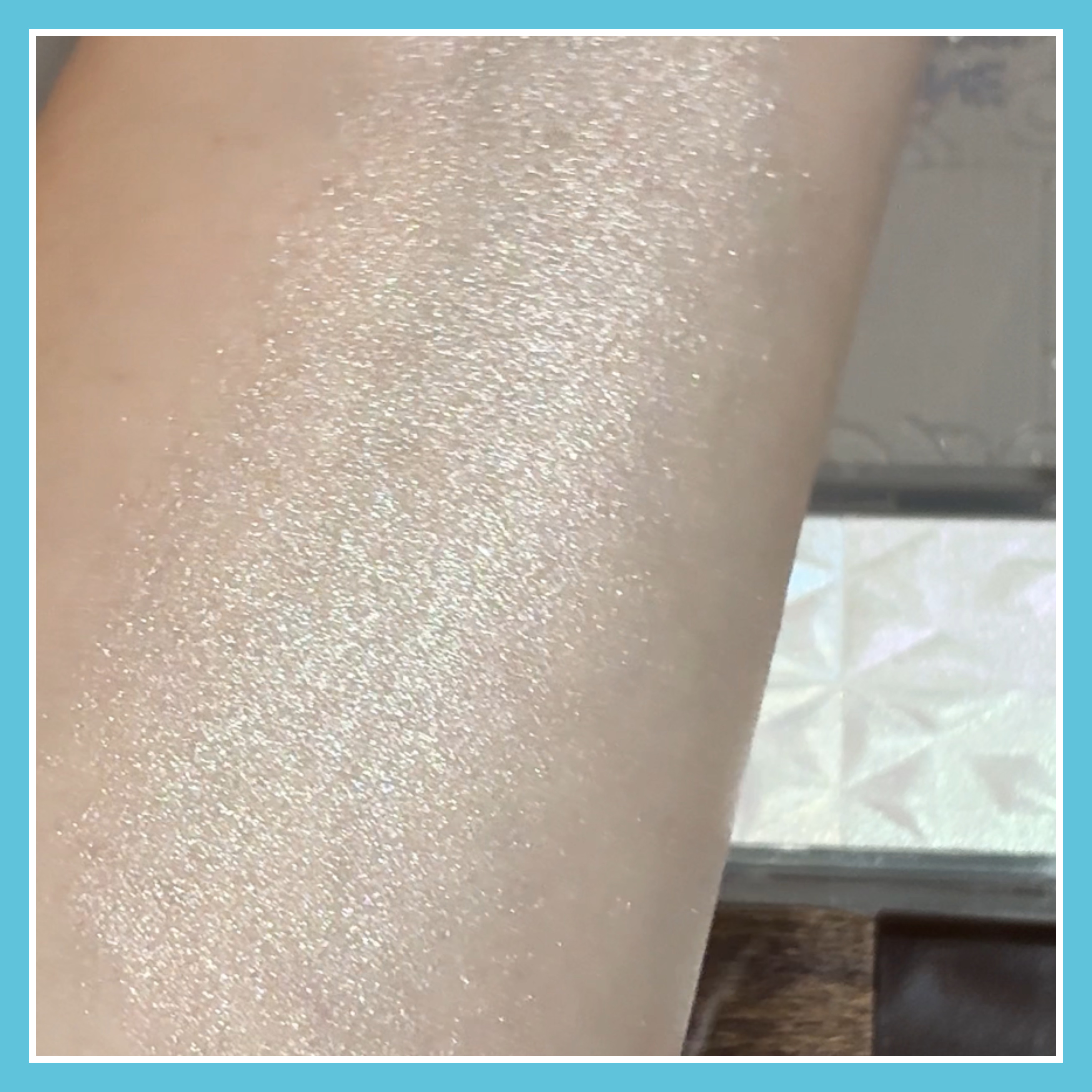 パールグロウハイライト　SP3/CEZANNE/ハイライトを使ったクチコミ（3枚目）