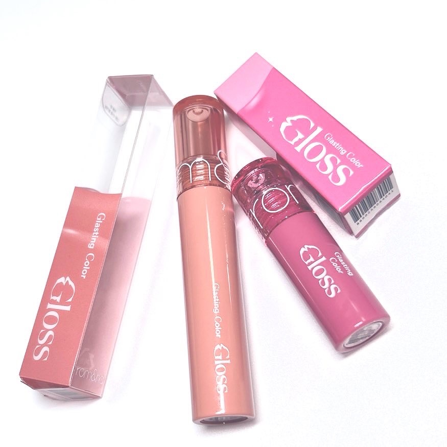 グラスティングカラーグロス S05 グレープスパークル(ミニ)/rom&nd/リップグロスを使ったクチコミ（1枚目）