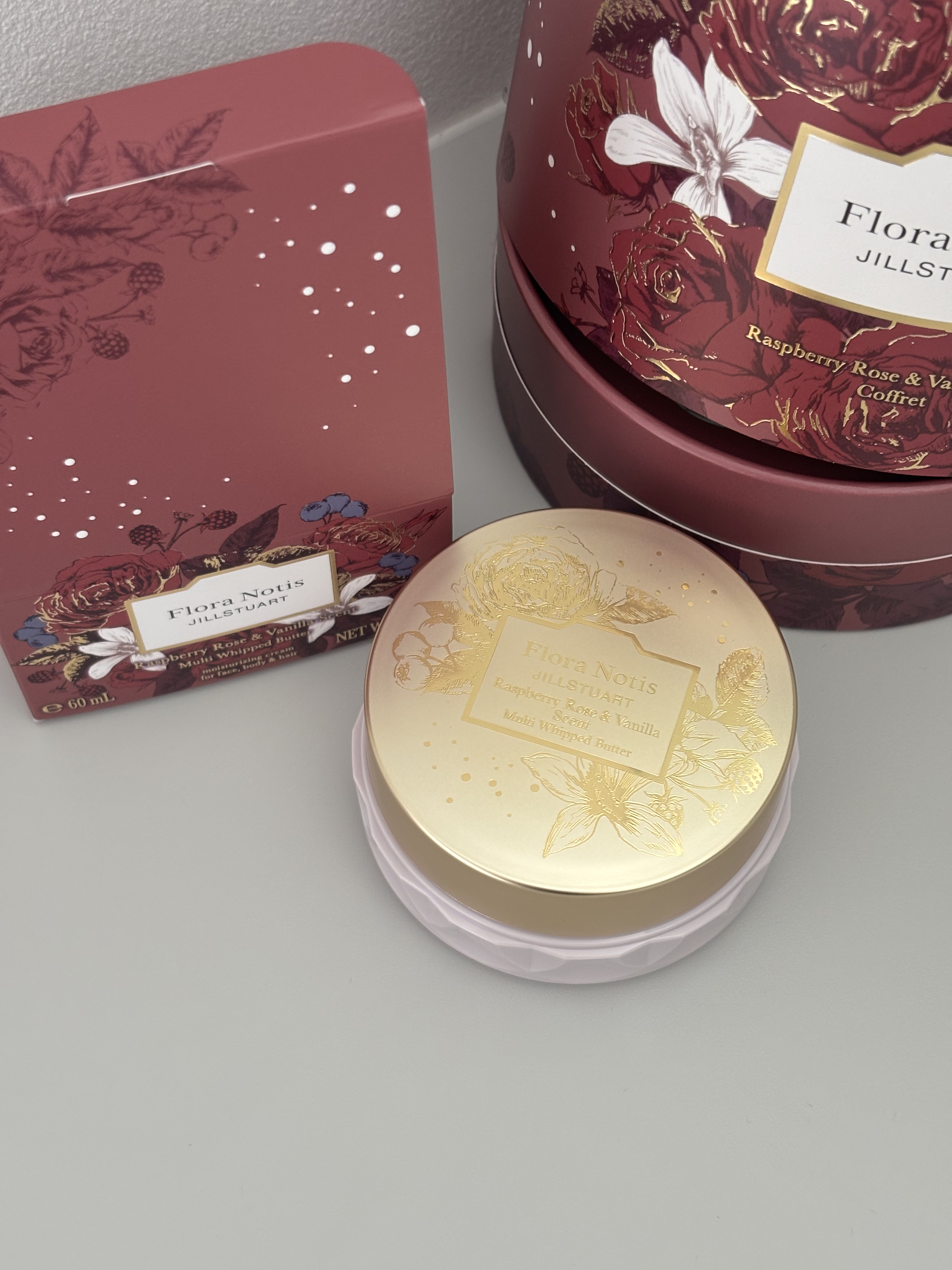 Flora Notis JILL STUARTラズベリーローズ＆バニラ マルチホイップバター/Flora Notis JILL STUART/ボディクリームを使ったクチコミ（2枚目）