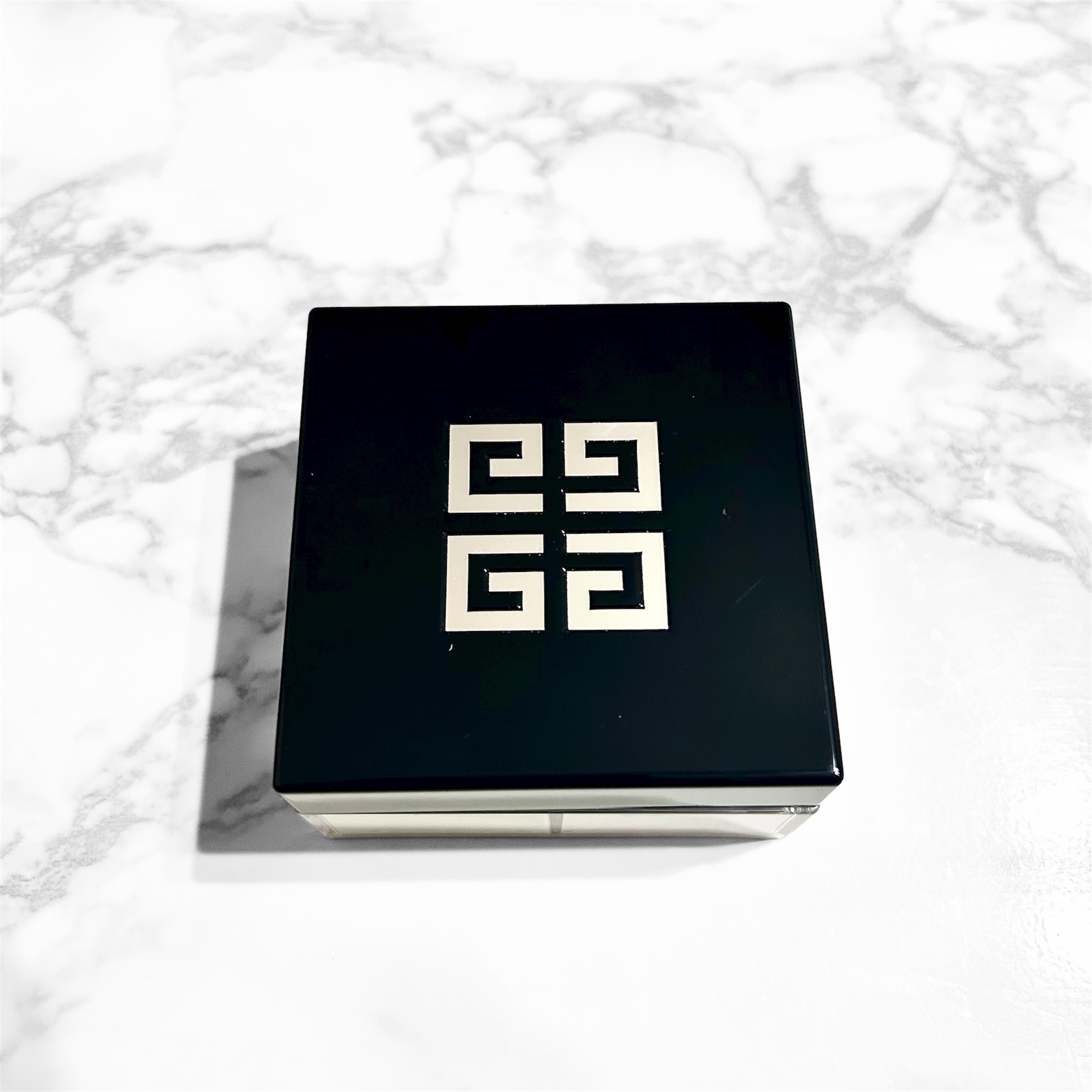 プリズム・リーブル/GIVENCHY/ルースパウダーを使ったクチコミ（2枚目）