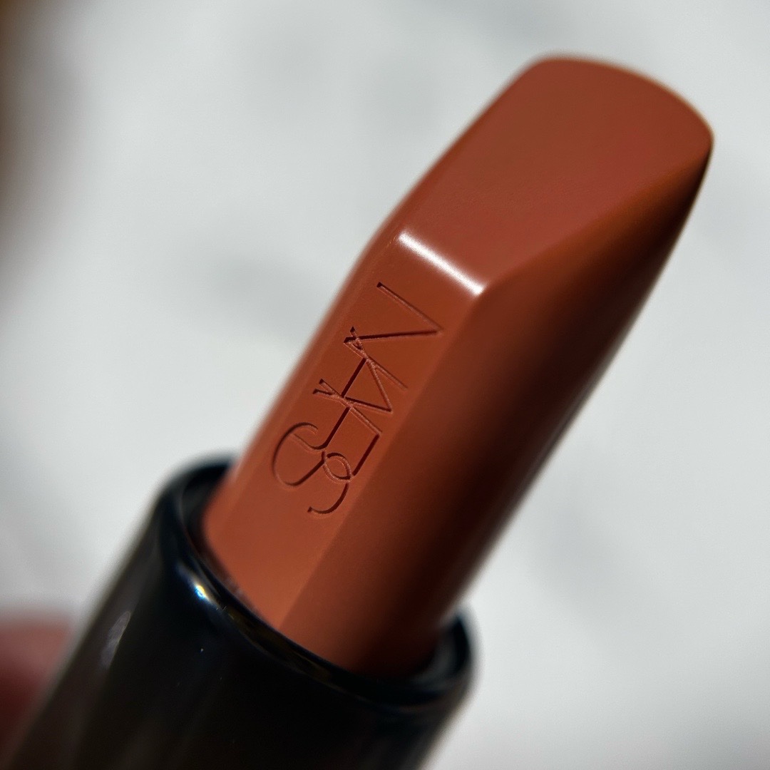 エクスプリシット リップスティック/NARS/口紅を使ったクチコミ（3枚目）