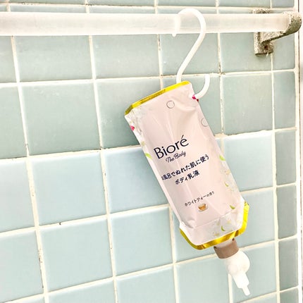 ビオレ ザ ボディ お風呂でぬれた肌に使うボディ乳液 肌しっとり ホワイトティーの香り/ビオレu/ボディミルクを使ったクチコミ(7枚目)