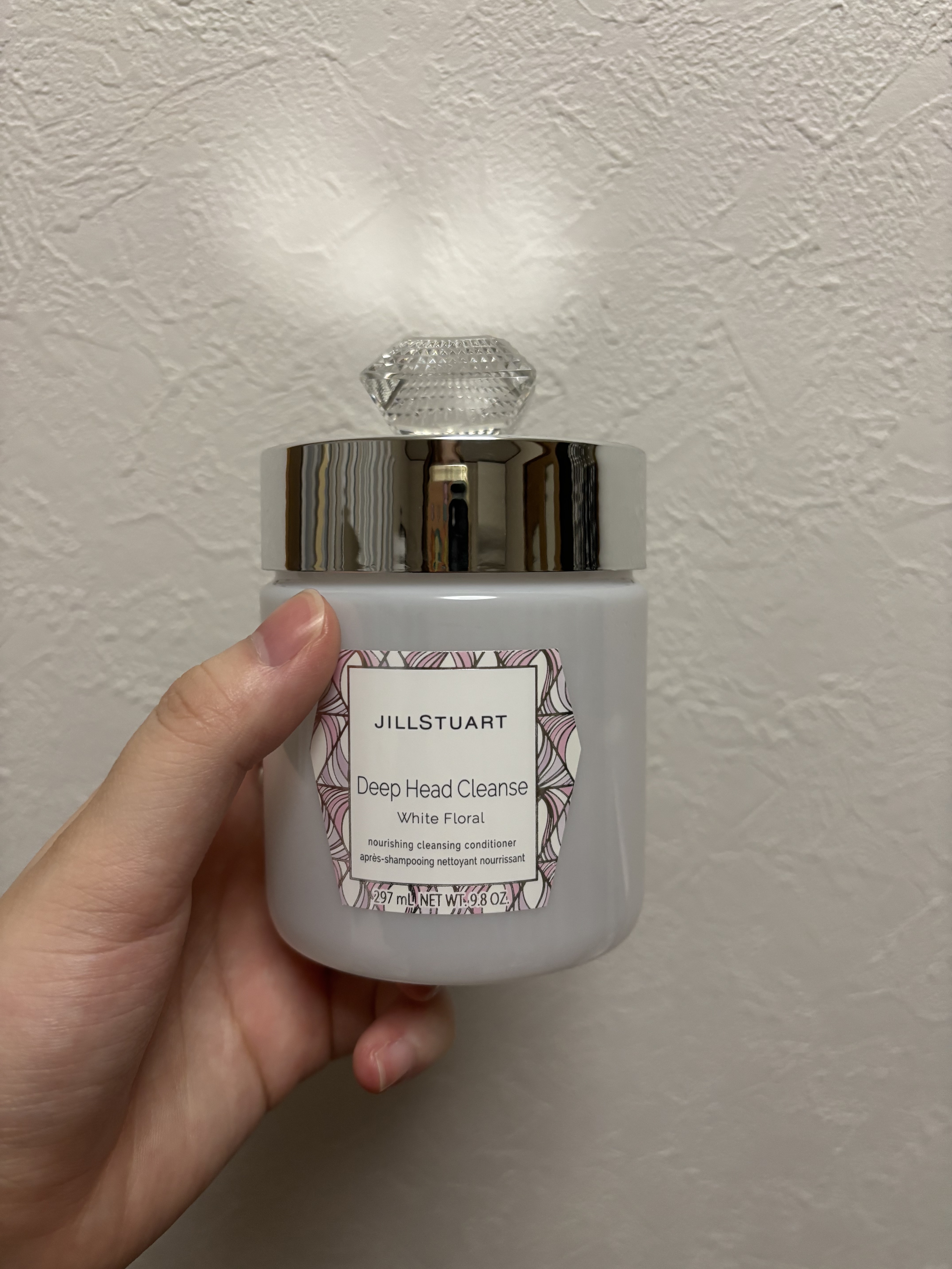 JILL STUART ジルスチュアート　ホワイトフローラル　ディープヘッドクレンズのクチコミ「JILLSTUARTのヘッドクレンズを使い切り！
頭皮洗浄/シャンプー/トリートメントを全て担.....」（1枚目）