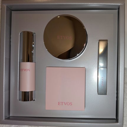 2025 ホリデーコフレ/エトヴォス/メイクアップキットを使ったクチコミ(6枚目)