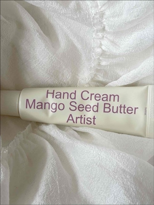 パフュームシルキーハンドクリーム/hetras/ハンドクリームを使ったクチコミ（2枚目）