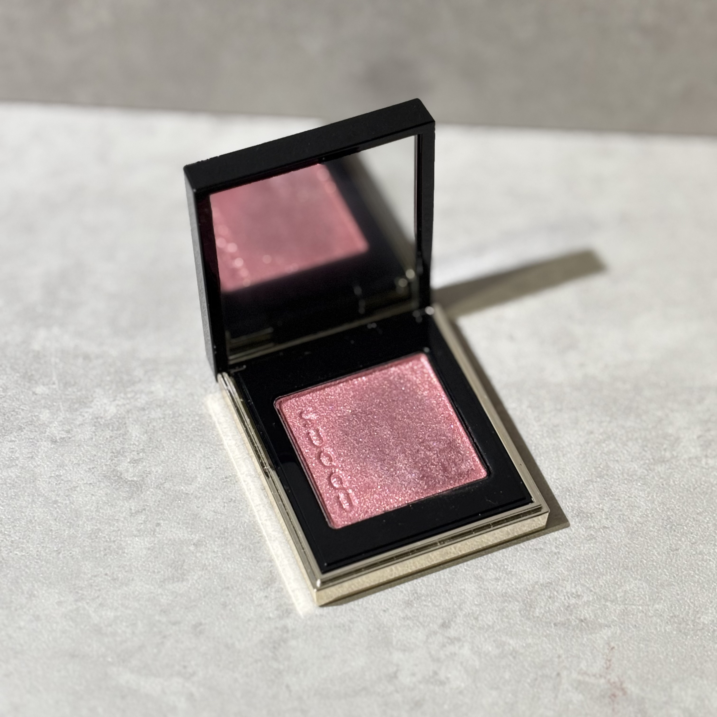 トーン タッチ アイズ 10 繚華 -RYOUKA/SUQQU/単色アイシャドウを使ったクチコミ（2枚目）