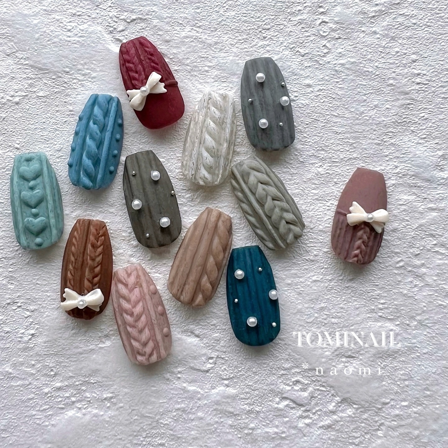 TOMINAIL*naomi  FURGEL
@tominail.japan 
11月6日am10:00
⁡
温かみのある繊維入り🧶
001〜006 繊維の奥行きを感じられる上品質感♡
007〜012 やわらかな繊維感の優しいモケモケカラ