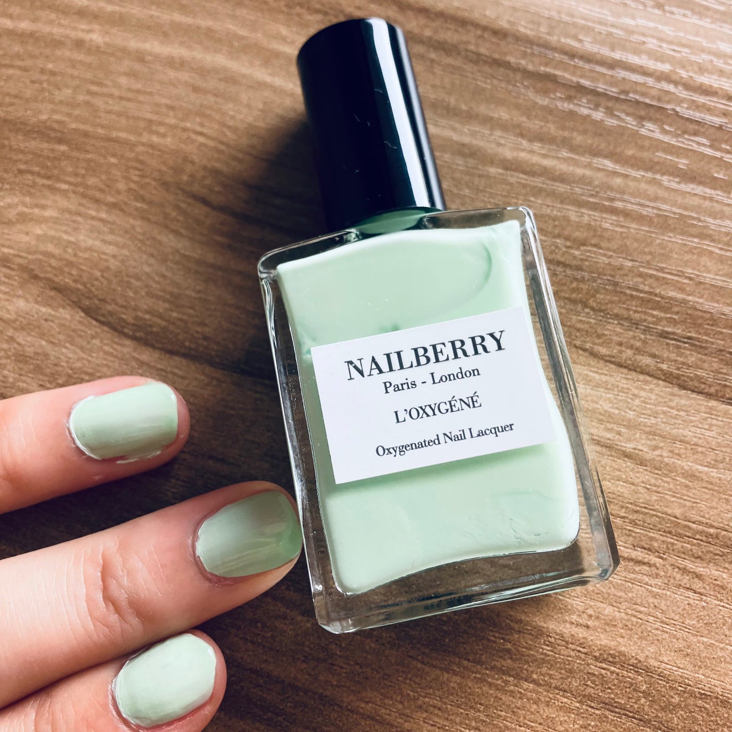 LʼOXYGÉNÉ/NAILBERRY/マニキュアを使ったクチコミ(2枚目)