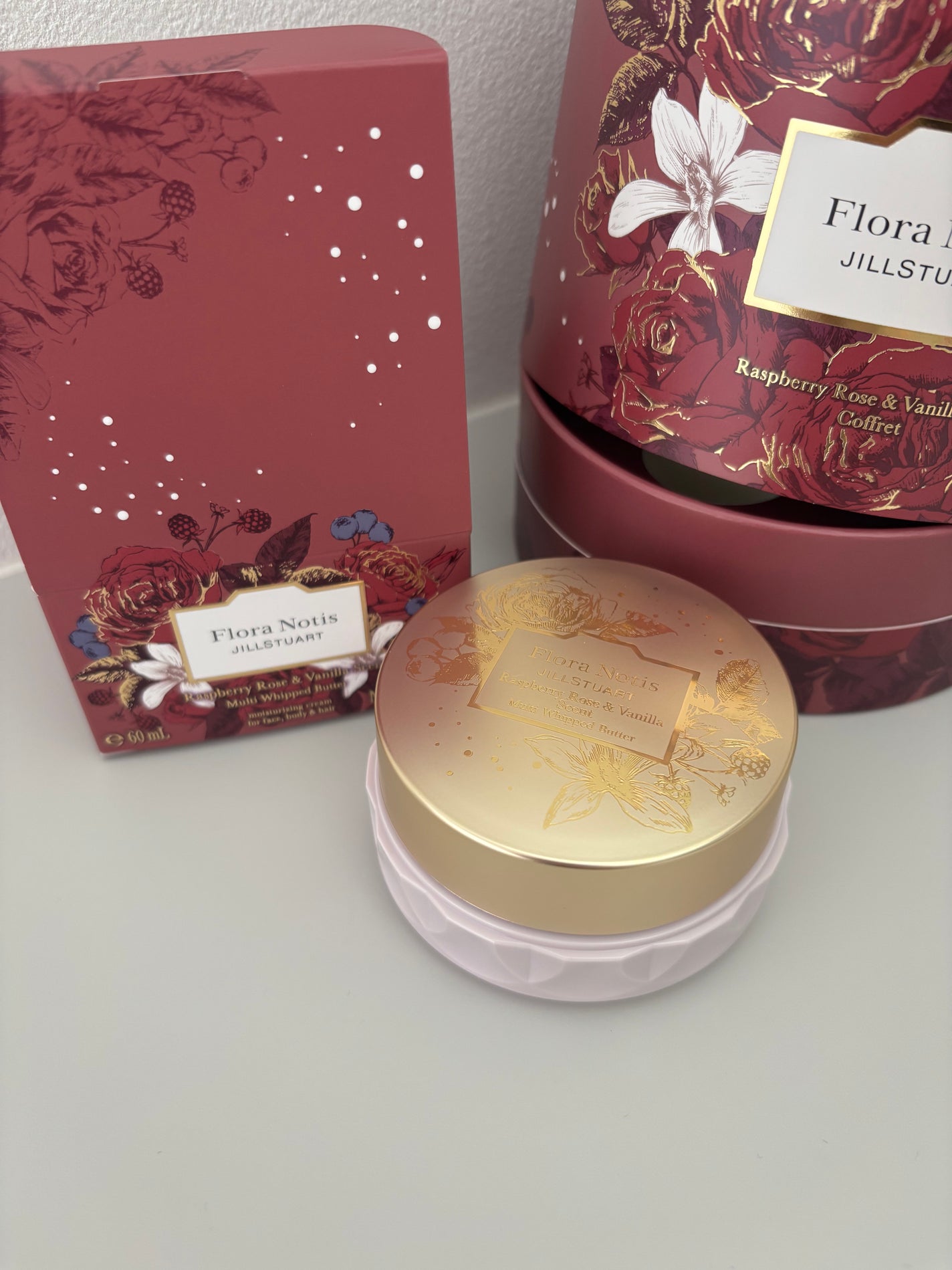 Flora Notis JILL STUARTラズベリーローズ&バニラ マルチホイップバター/Flora Notis JILL STUART/ボディクリームを使ったクチコミ(1枚目)