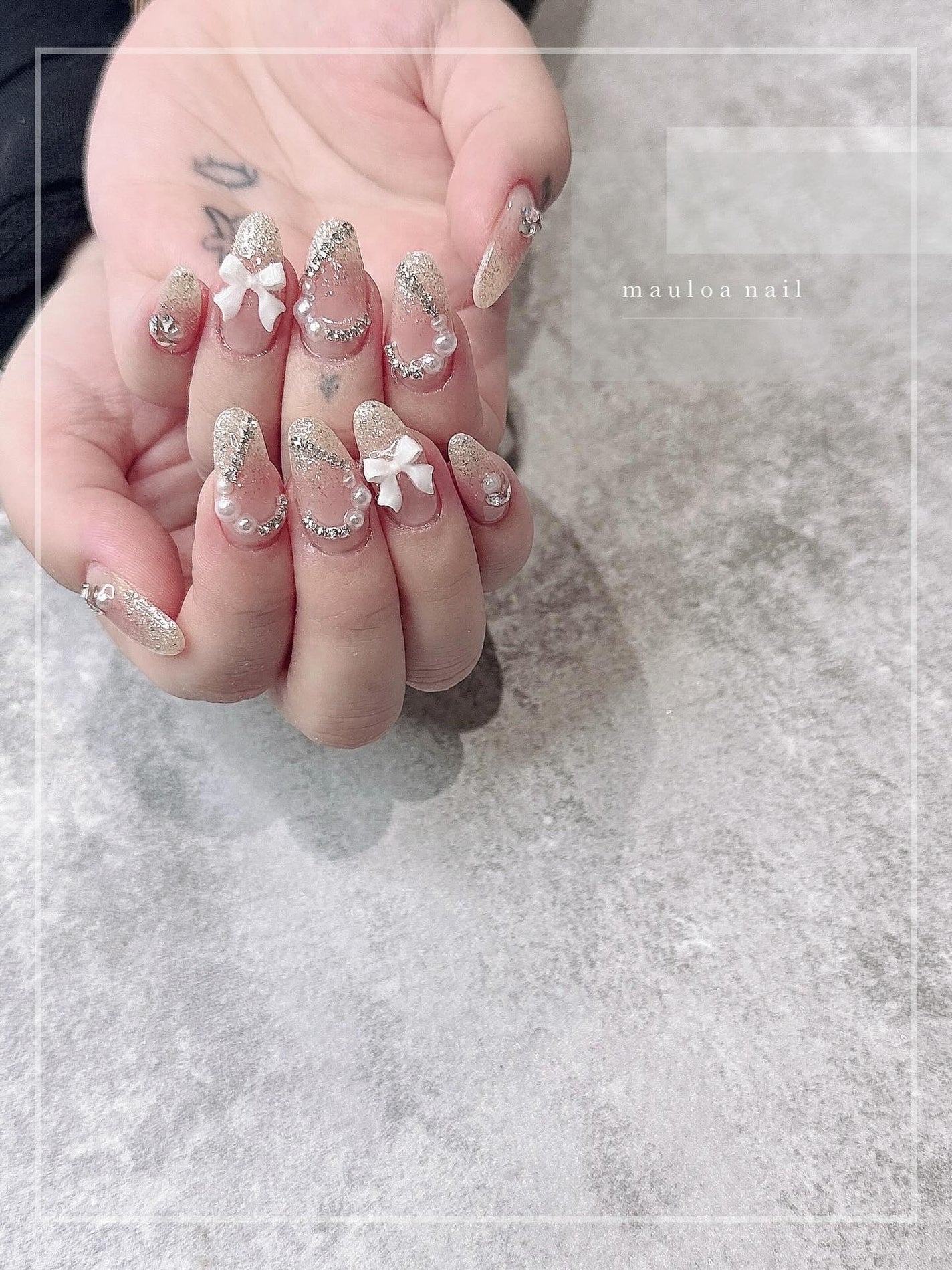 mauloa_nail on LIPS 「・マ持ち込み画像🎀✨・・・・・#マグネットネイル#ネイルデサ..」(1枚目)