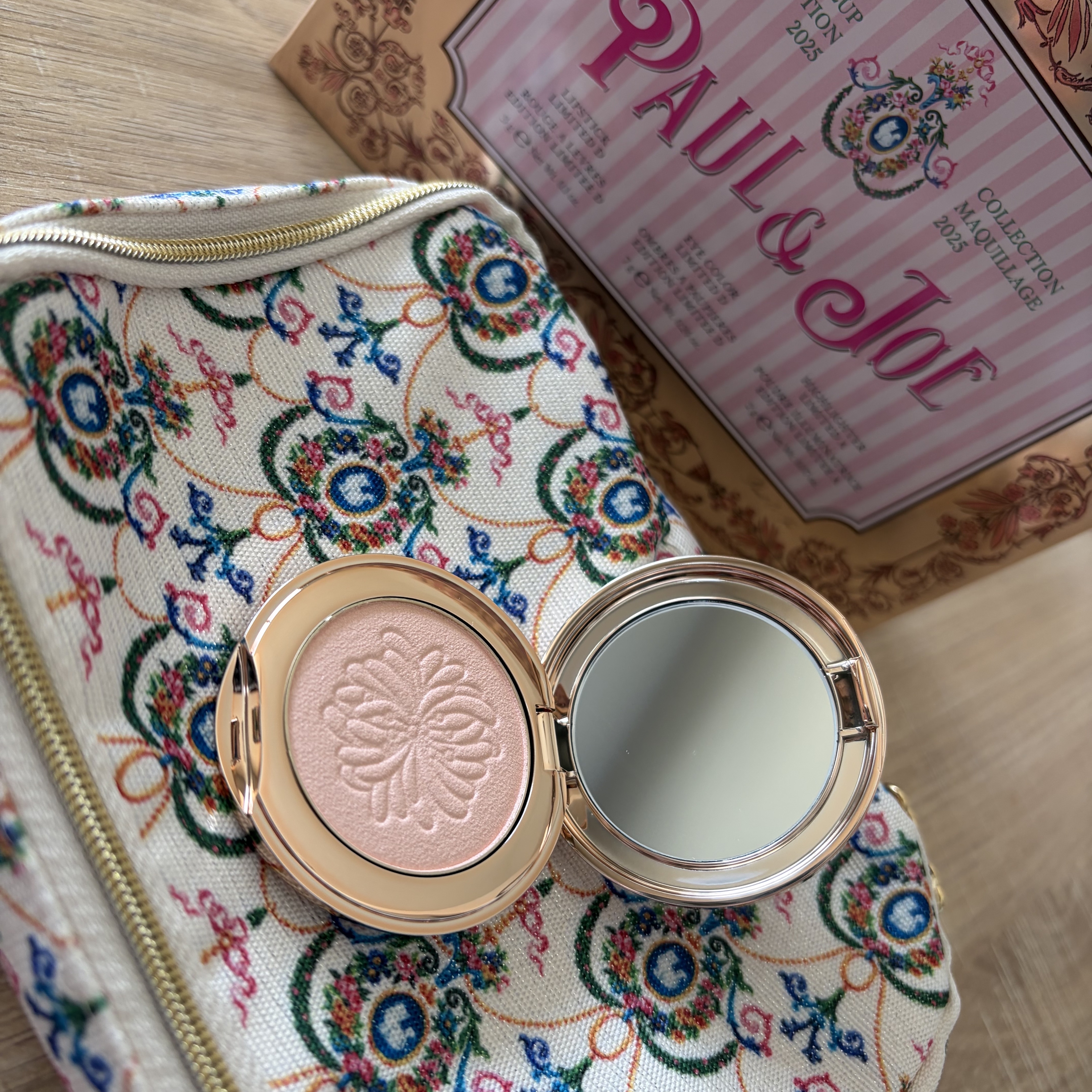 ポール&ジョーメイクアップコレクション2025/PAUL & JOE BEAUTE/メイクアップキットを使ったクチコミ（2枚目）