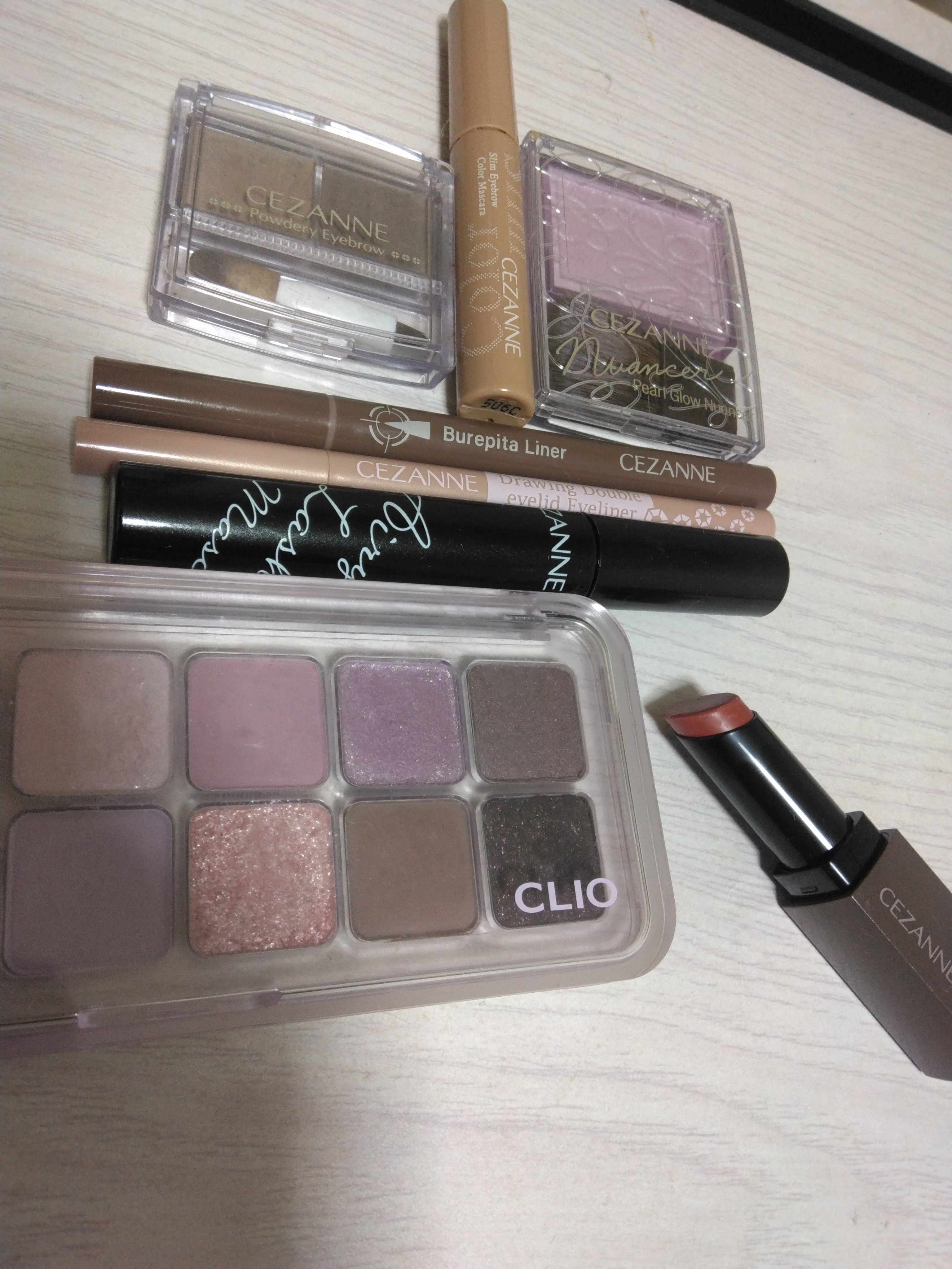 プロ アイ パレット エアー 105 DSG バイオレット(DEOKSUGUNG STONE WALL ROAD)/CLIO/アイシャドウパレットを使ったクチコミ（1枚目）