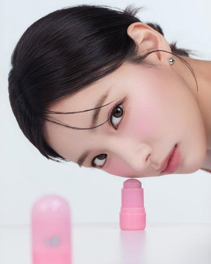 ゼリーメルティンググリッタートッパー/ネイチャーリパブリック/チークを使ったクチコミ(1枚目)