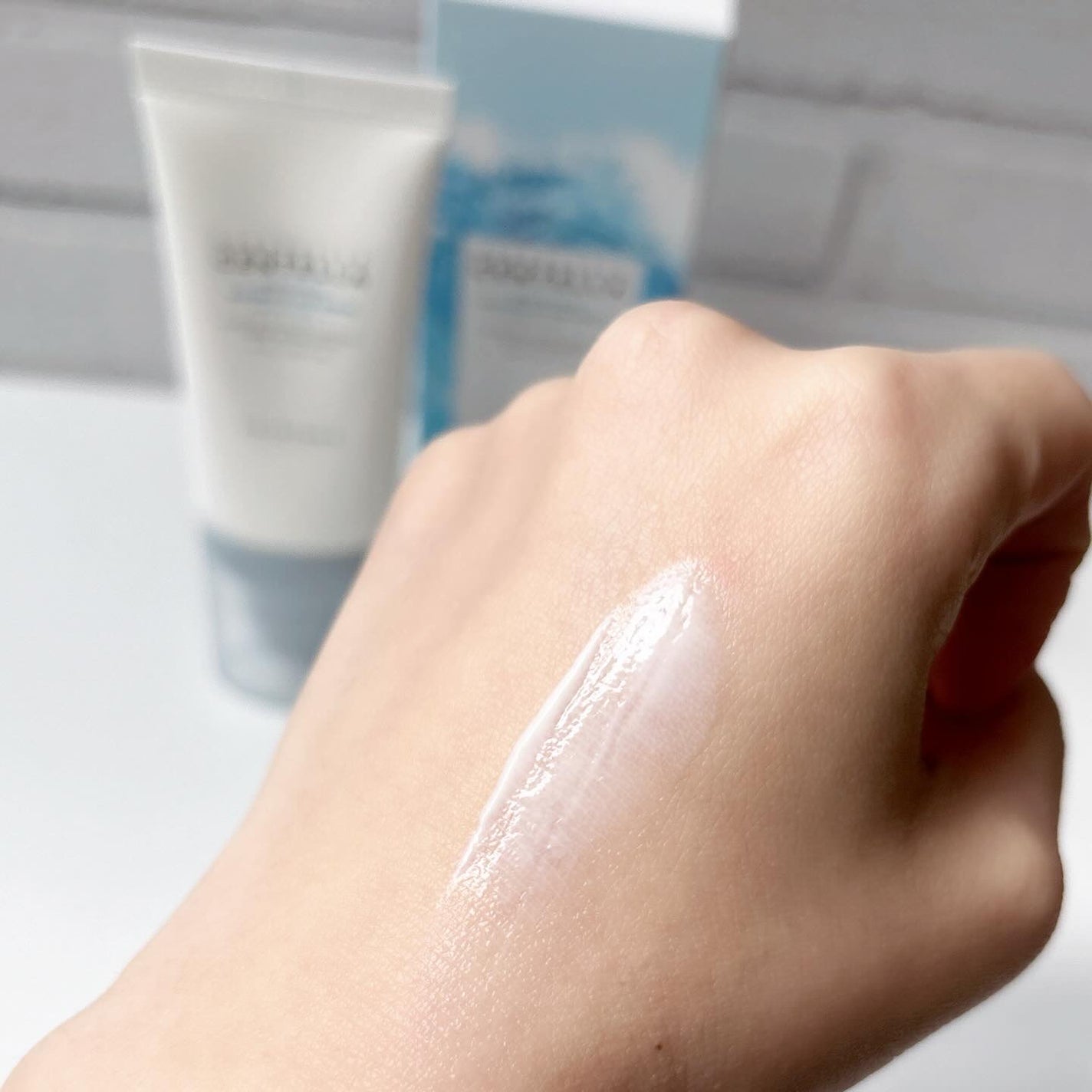 ヒアルーシカ ウォーターフィット サンセラム/SKIN1004/日焼け止めローションを使ったクチコミ(2枚目)