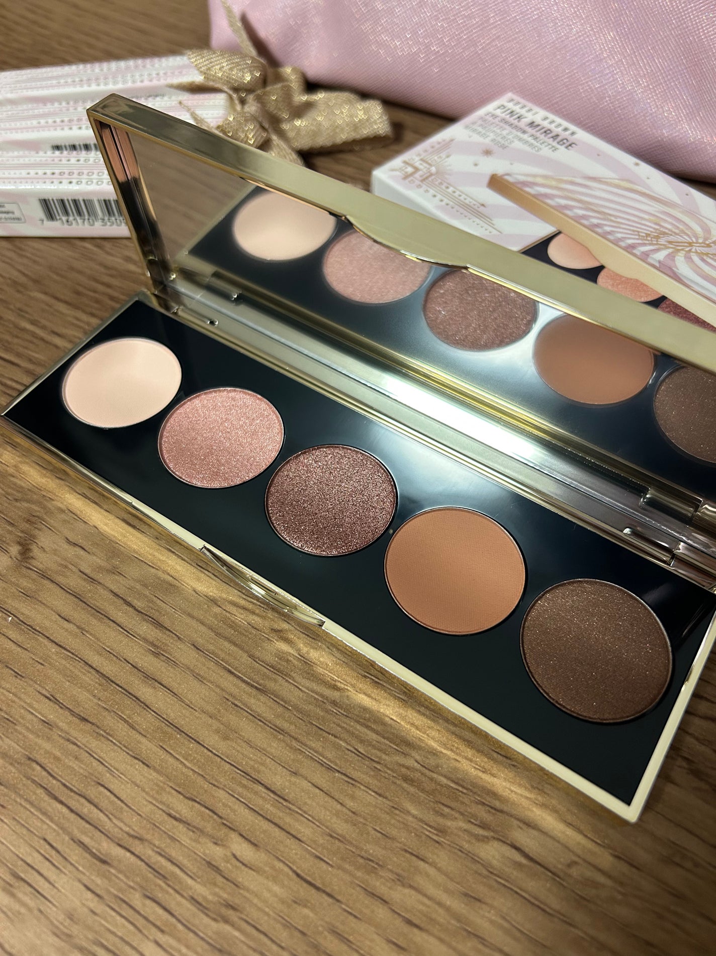 ロングウェア クリーム シャドウ スティック/BOBBI BROWN/スティックアイシャドウを使ったクチコミ(2枚目)