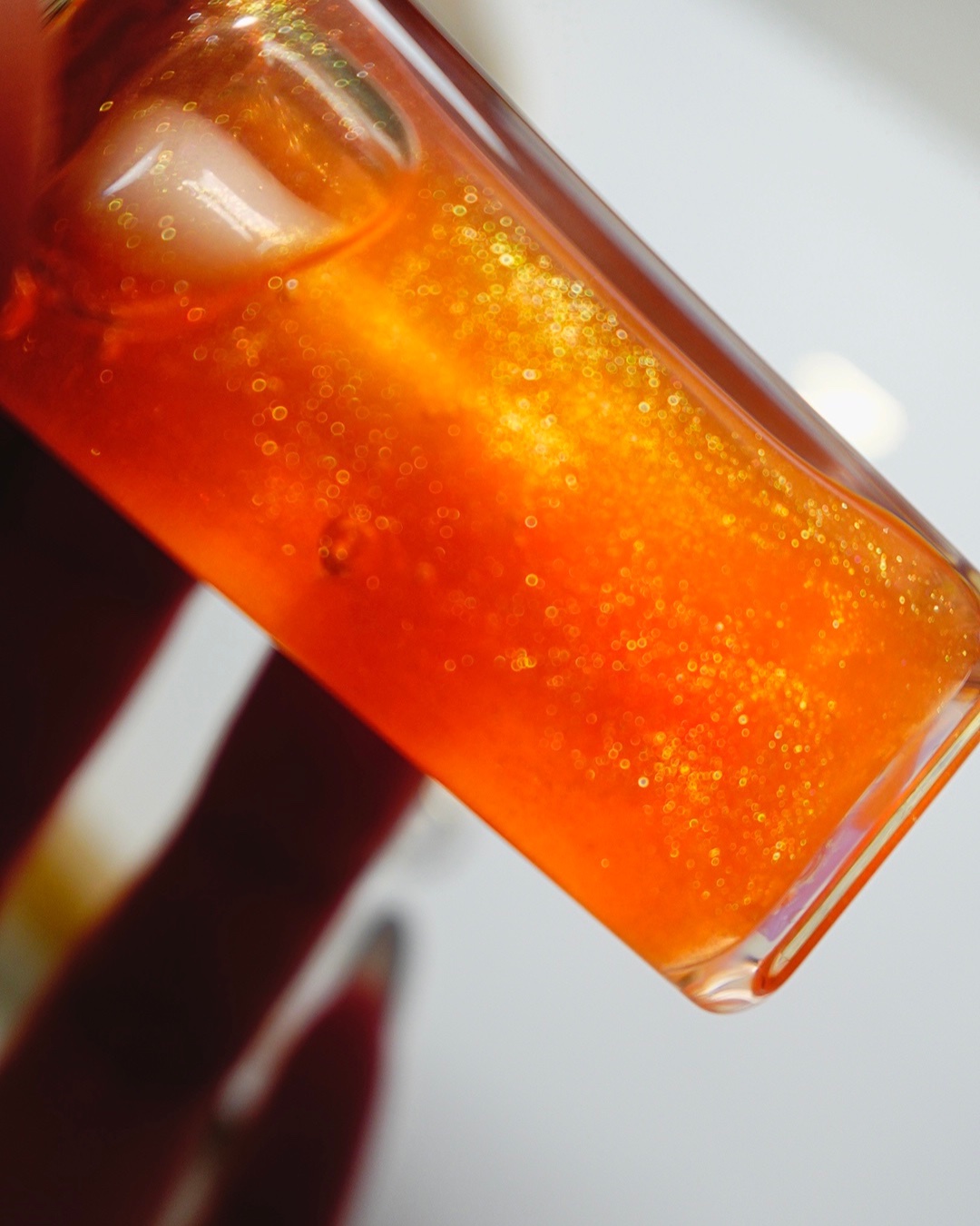 キスキス ビー グロウ パーリー 389 パーリー ピーチ/GUERLAIN/口紅を使ったクチコミ（3枚目）