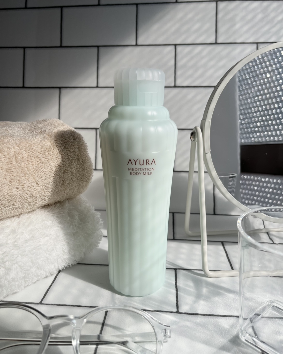 LIPSやSNSなどの口コミを見て
以前から注目していたボディミルクです。

爽やかな香りとなめらかなテクスチャーが
自分好みだと思えましたし、
パッケージもオシャレでお気に入り！

また着色料・アルコール・鉱物油・防腐剤（パラベン）無添加