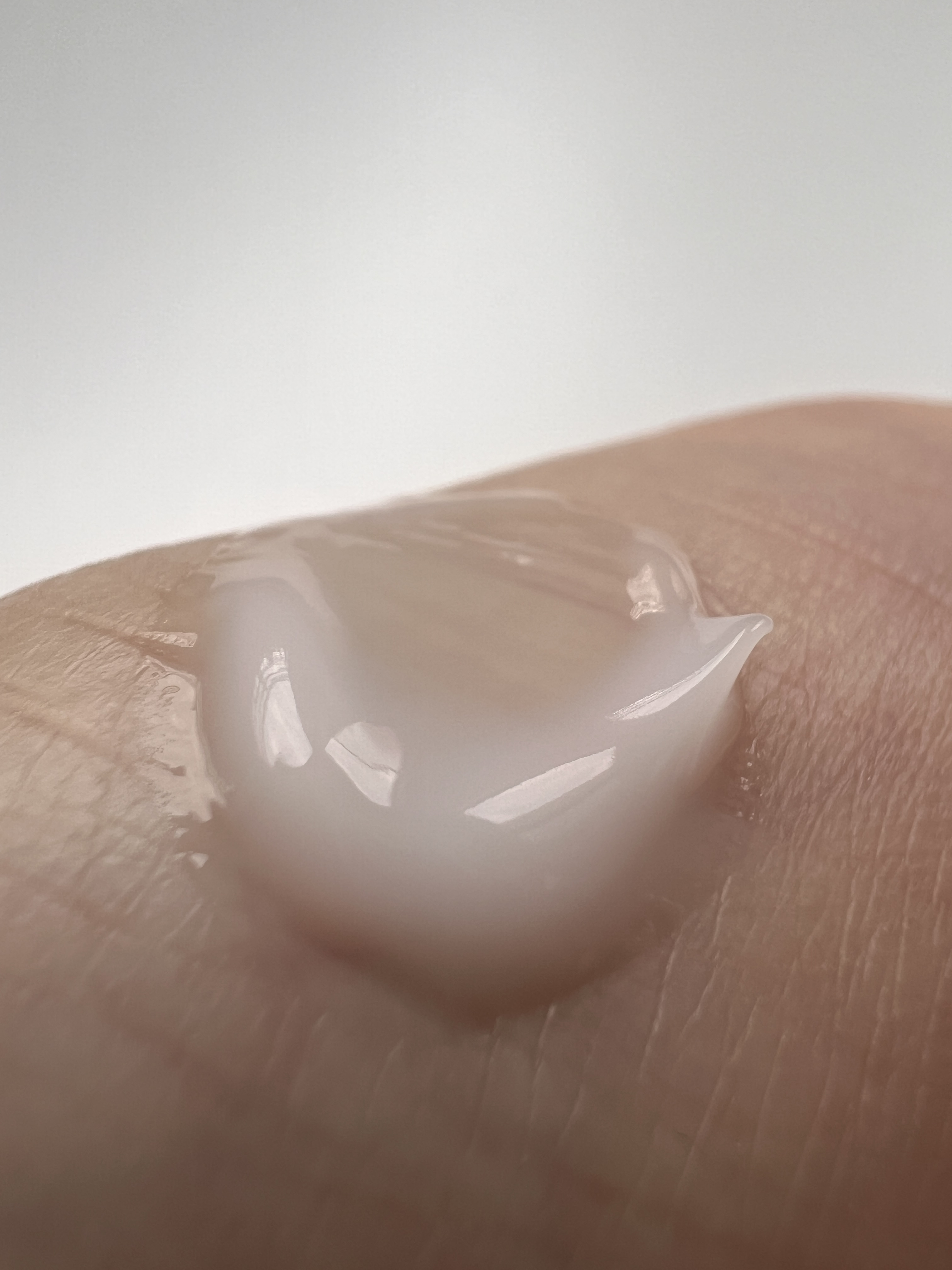 セラミドアトローション/ILLIYOON/ボディローションを使ったクチコミ（3枚目）