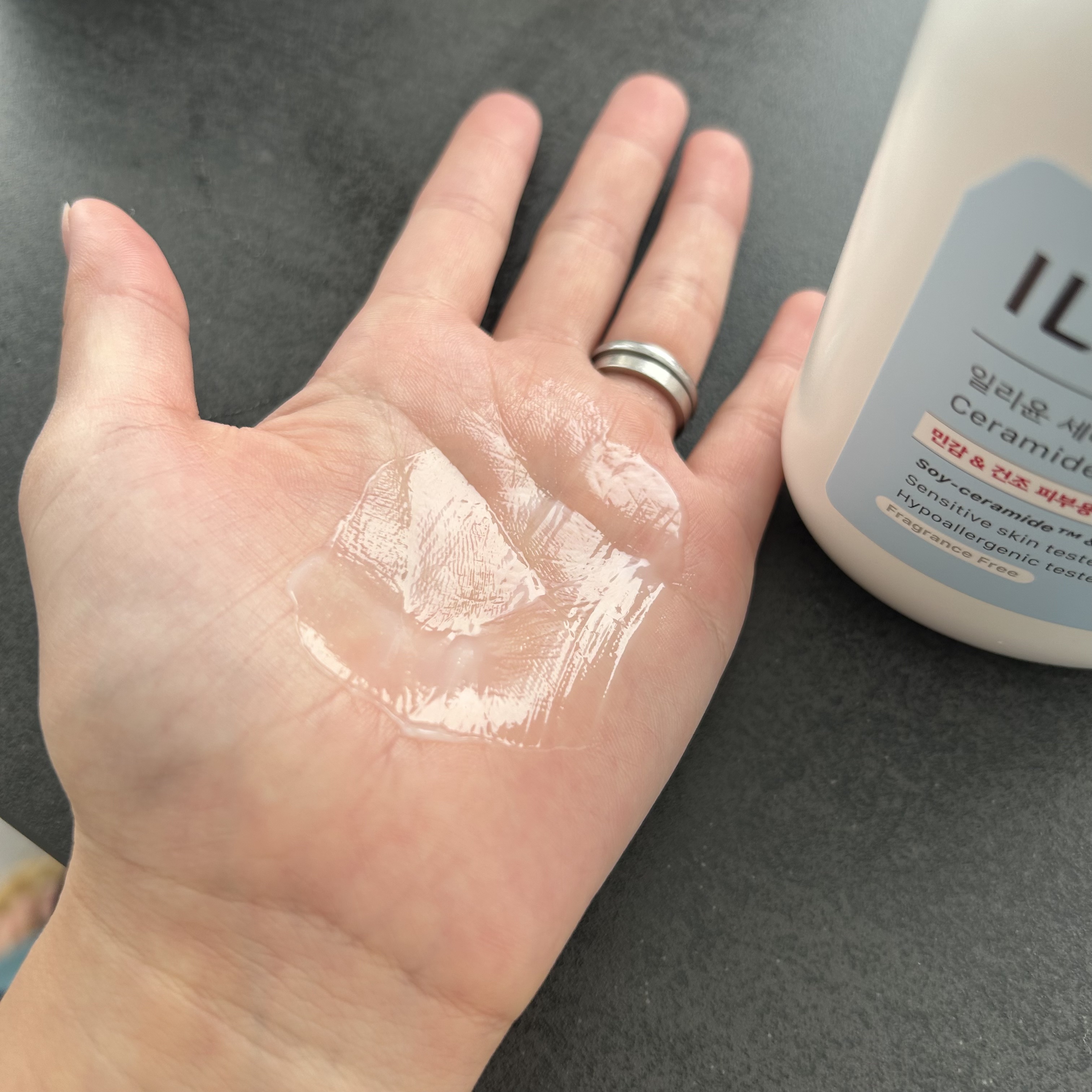 セラミドアトローション/ILLIYOON/ボディローションを使ったクチコミ（3枚目）