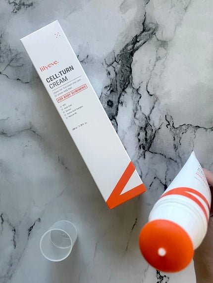 kinglaone on LIPS 「セルターンクリーム100mlを試してみました!カッサ一体型のデ..」(3枚目)