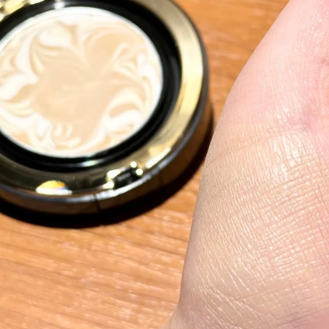 SIGNATURE ESSENCE COVER PACT /AGE20’s/クリーム・エマルジョンファンデーションを使ったクチコミ(3枚目)