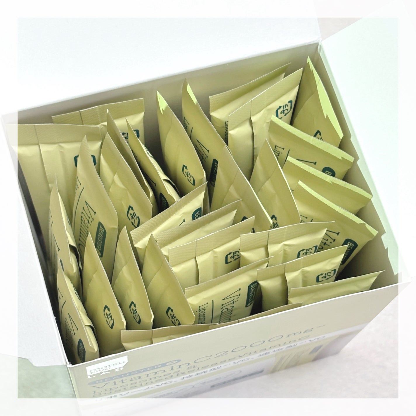 リポソーム+持続型ビタミンC顆粒/matsukiyo LAB/美容サプリメントを使ったクチコミ(2枚目)