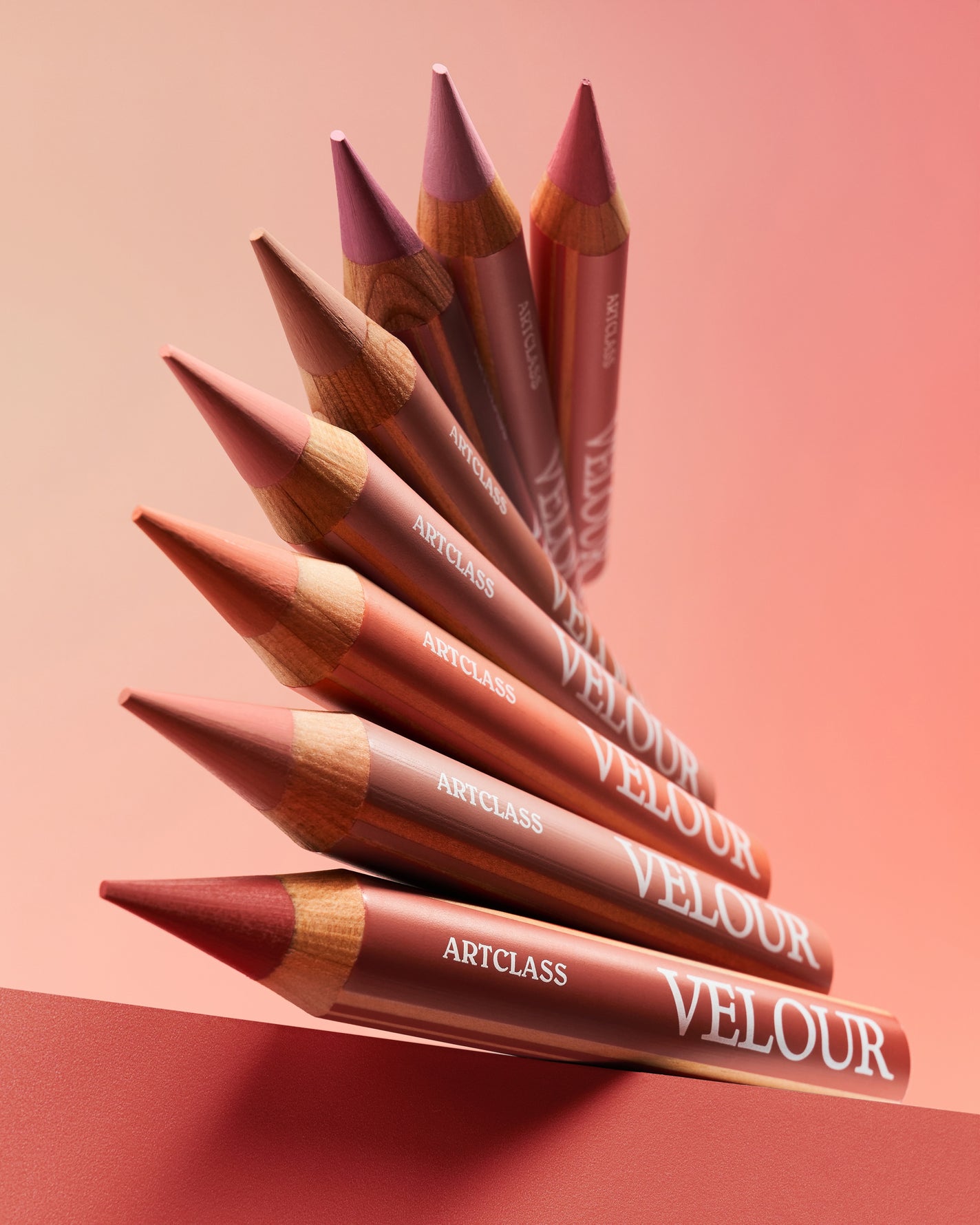 too cool for school公式アカウント on LIPS 「🅽🅴🆆𝙑𝙚𝙡𝙤𝙪𝙧𝙋𝙚𝙣𝙘𝙞𝙡✦全世界初公開!✦日本で先行販売..」(1枚目)