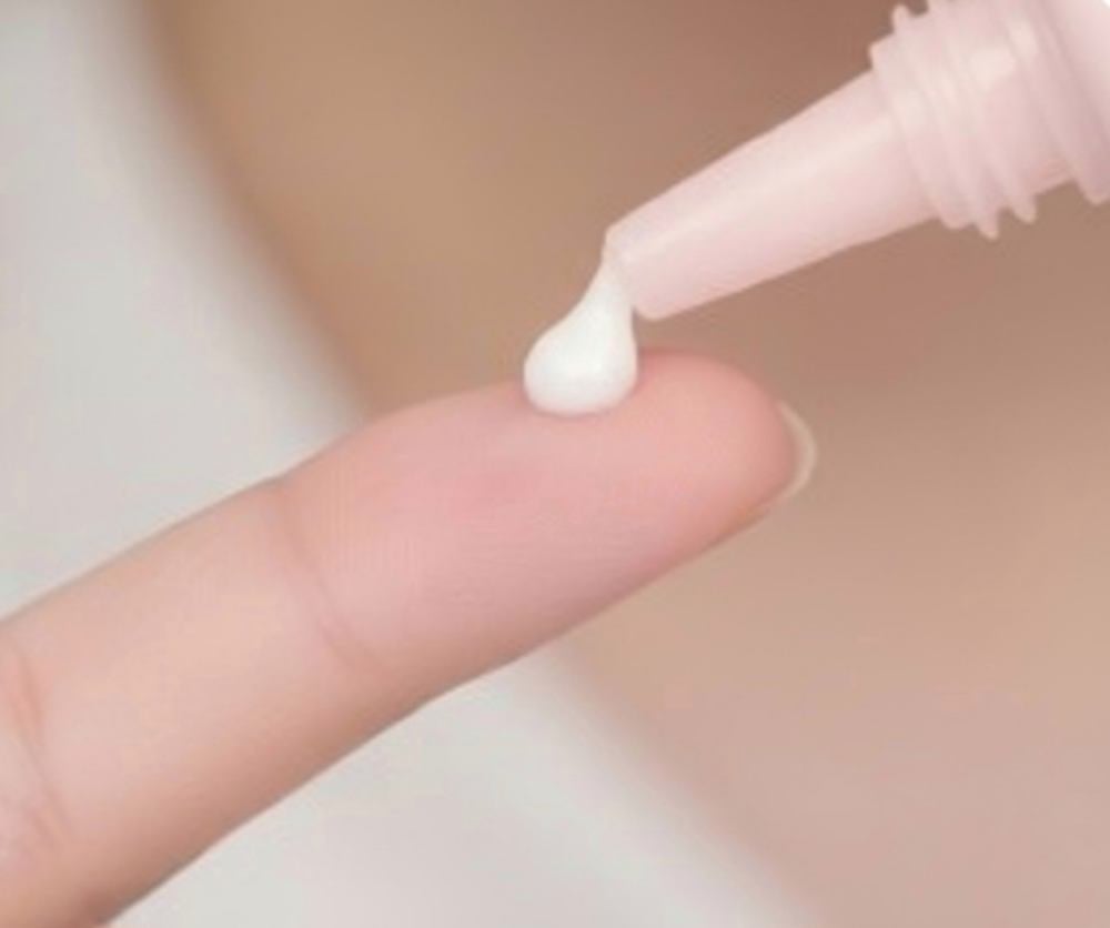 ごめんね素肌 クマらないアイクリーム/クリアターン/アイケア・アイクリームを使ったクチコミ(2枚目)