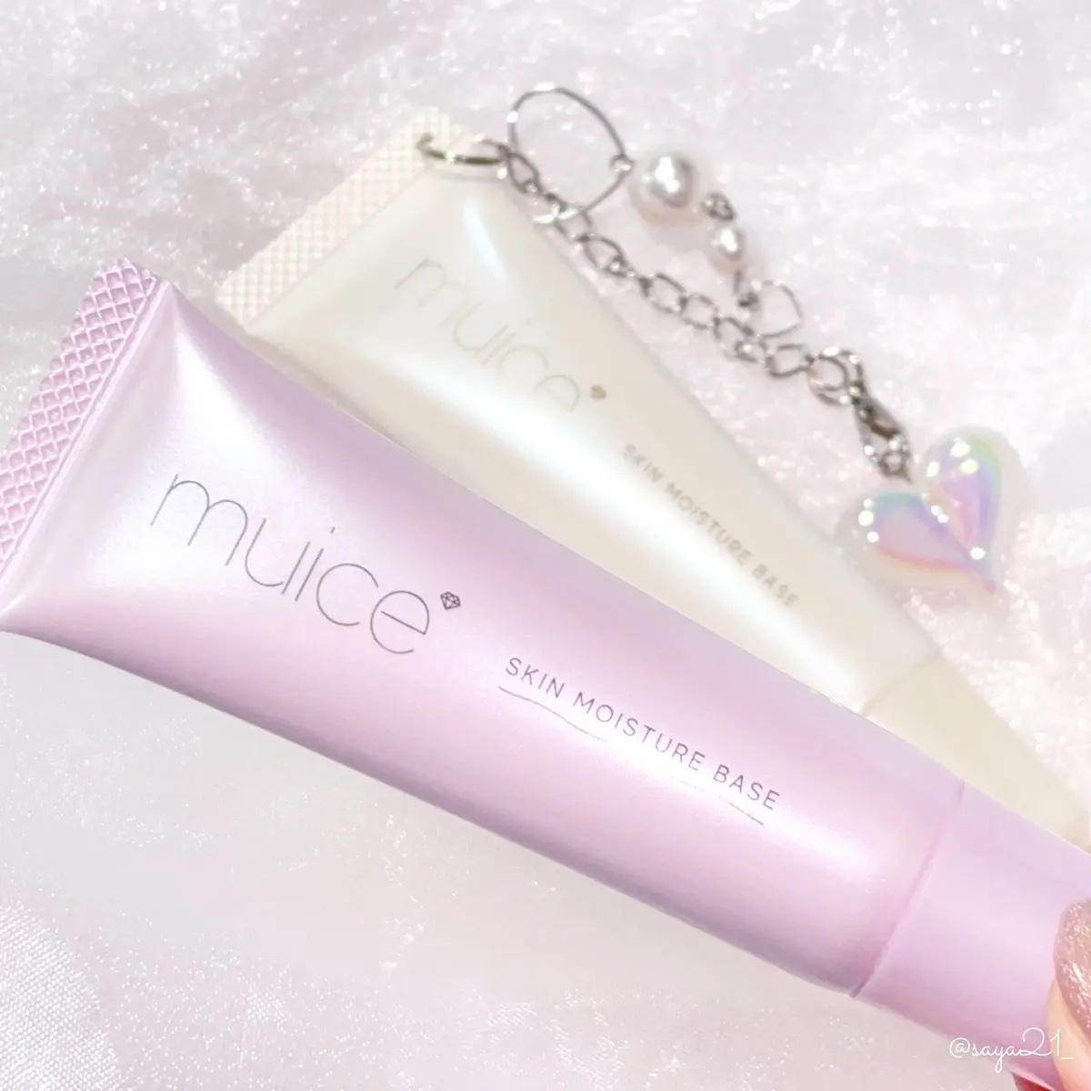 muiceのデイリースキンプライマーから限定色のトーンアップラベンダーが登場💐💜

⚜️muice
ミュアイス デイリースキンプライマー
トーンアップラベンダー

真っ白になりすぎたりせず自然に顔色を明るく見せてくれる絶妙カラー！まるで