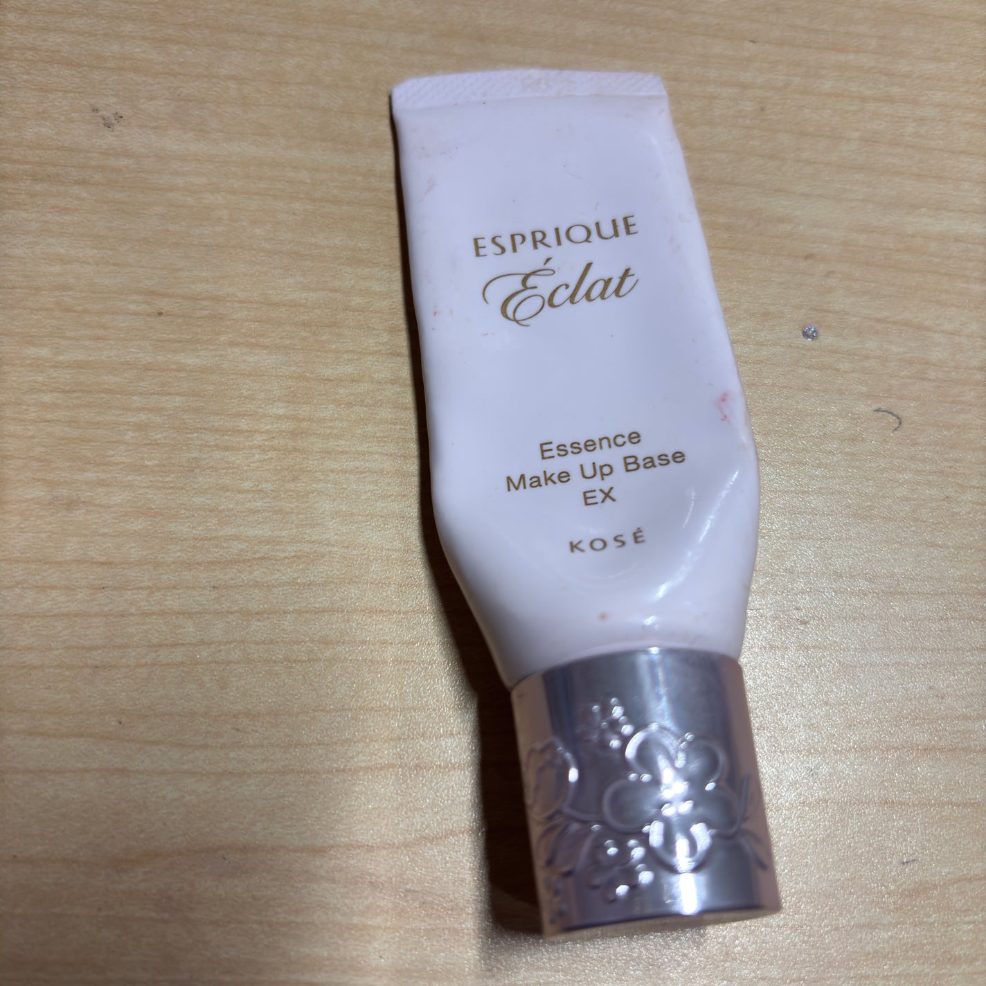 fumi on LIPS 「#ESPRIQUEメイクアップベーストーンが明るくなって自然な..」(1枚目)