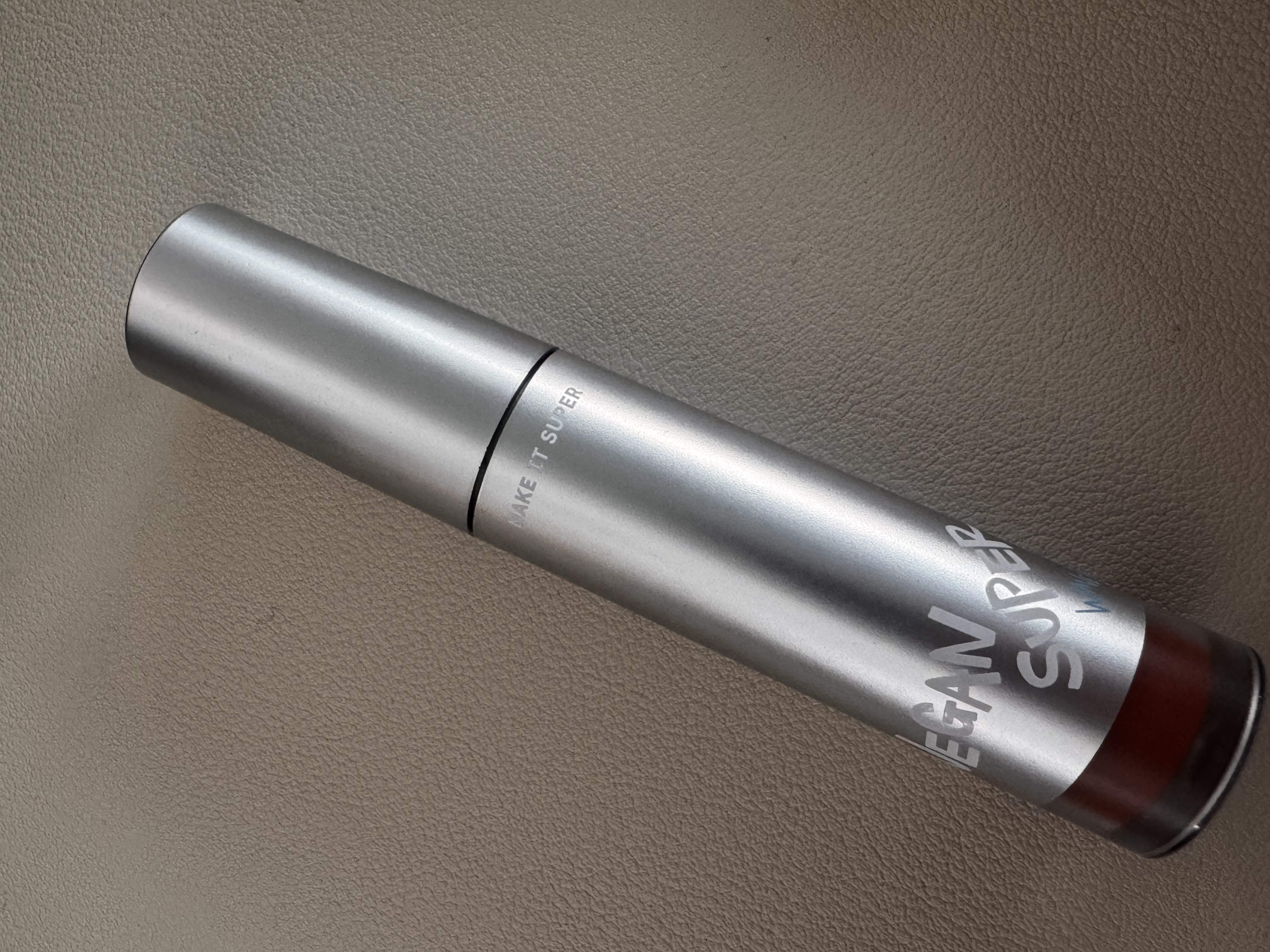 ヴィーガンスーパー ウェーブ ティント/VEGAN SUPER/リップティントを使ったクチコミ（1枚目）