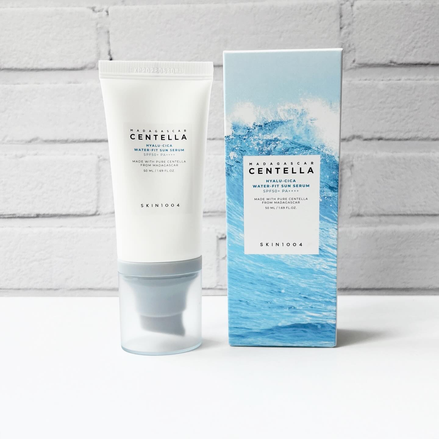 ・
メガポ購入品！

SKIN1004 ( @skin1004_japan )
▶︎ #ヒアルーシカウォーターフィットサンセラム
SPF50+PA++++ 50ml

ベタつかない、みずみずしい、
軽いつけ心地で人気な理由がわかる♡
セルフ