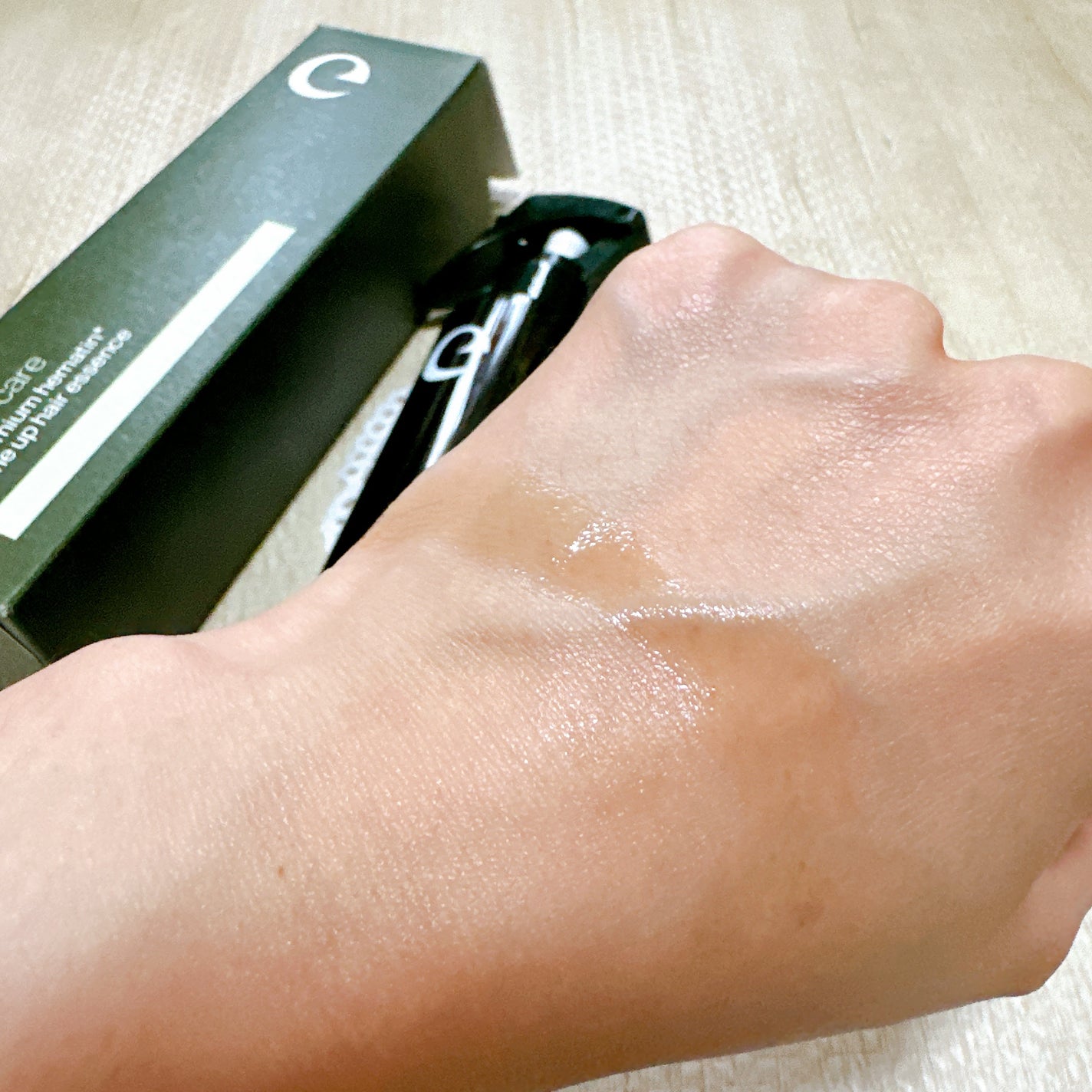 エポプレミアムヘマチン/epo/洗い流すヘアトリートメントを使ったクチコミ(4枚目)