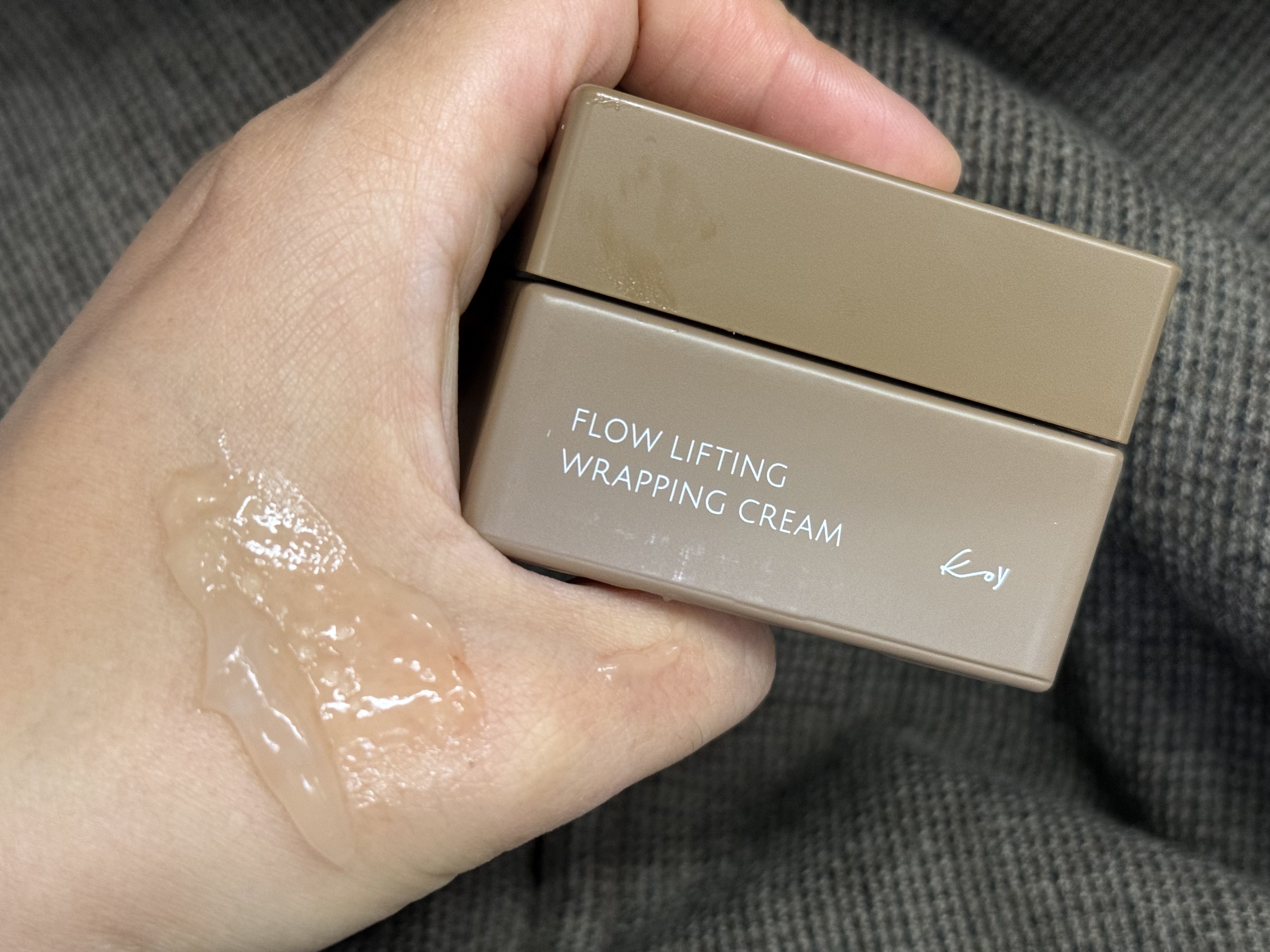 フローリフティングラッピングクリーム/koy/フェイスクリームを使ったクチコミ（1枚目）