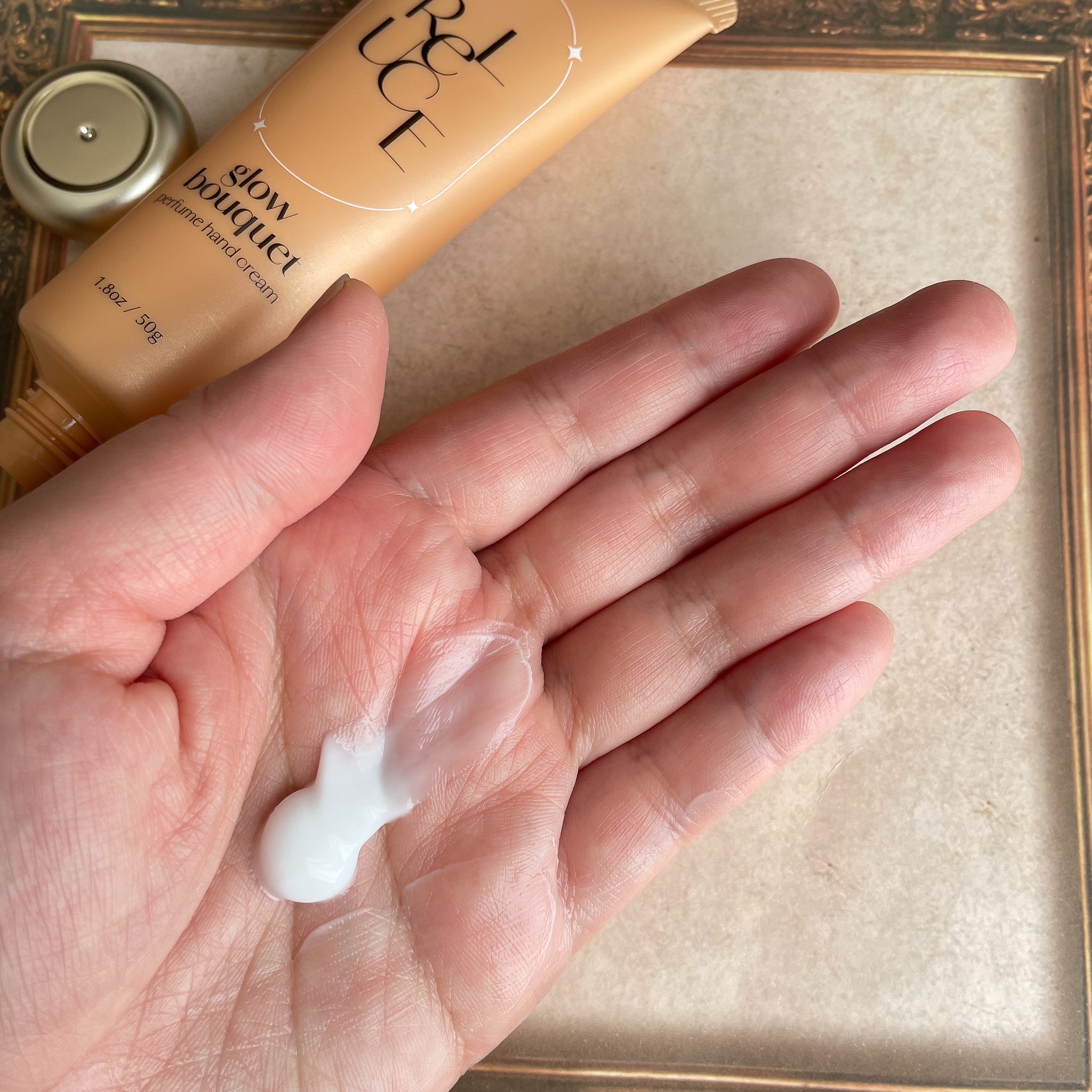 パフュームハンドクリーム グロウブーケ/ReLUCE/ハンドクリームを使ったクチコミ（2枚目）