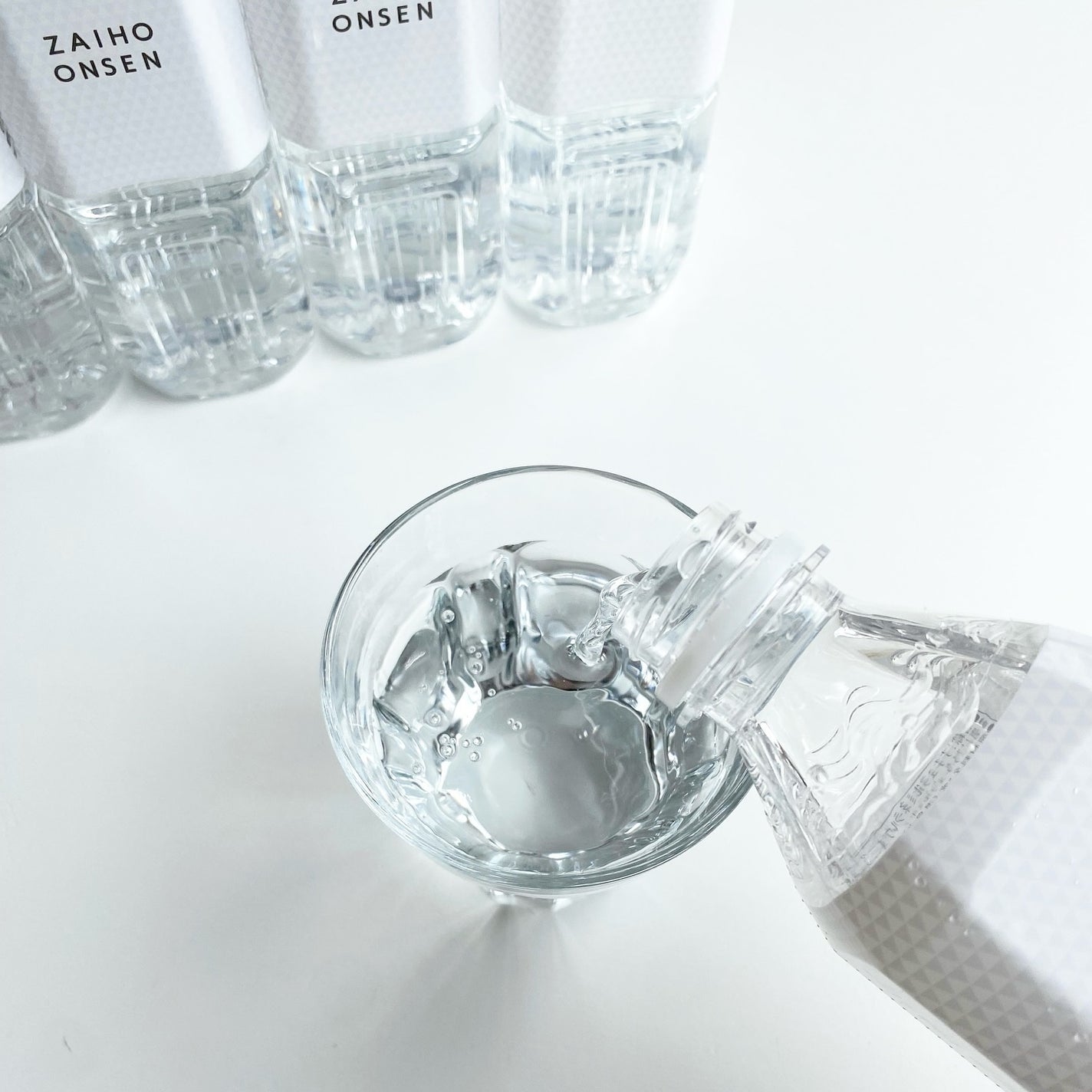 財寶温泉ホワイトデザイン/財宝/ミネラルウォーターを使ったクチコミ(2枚目)