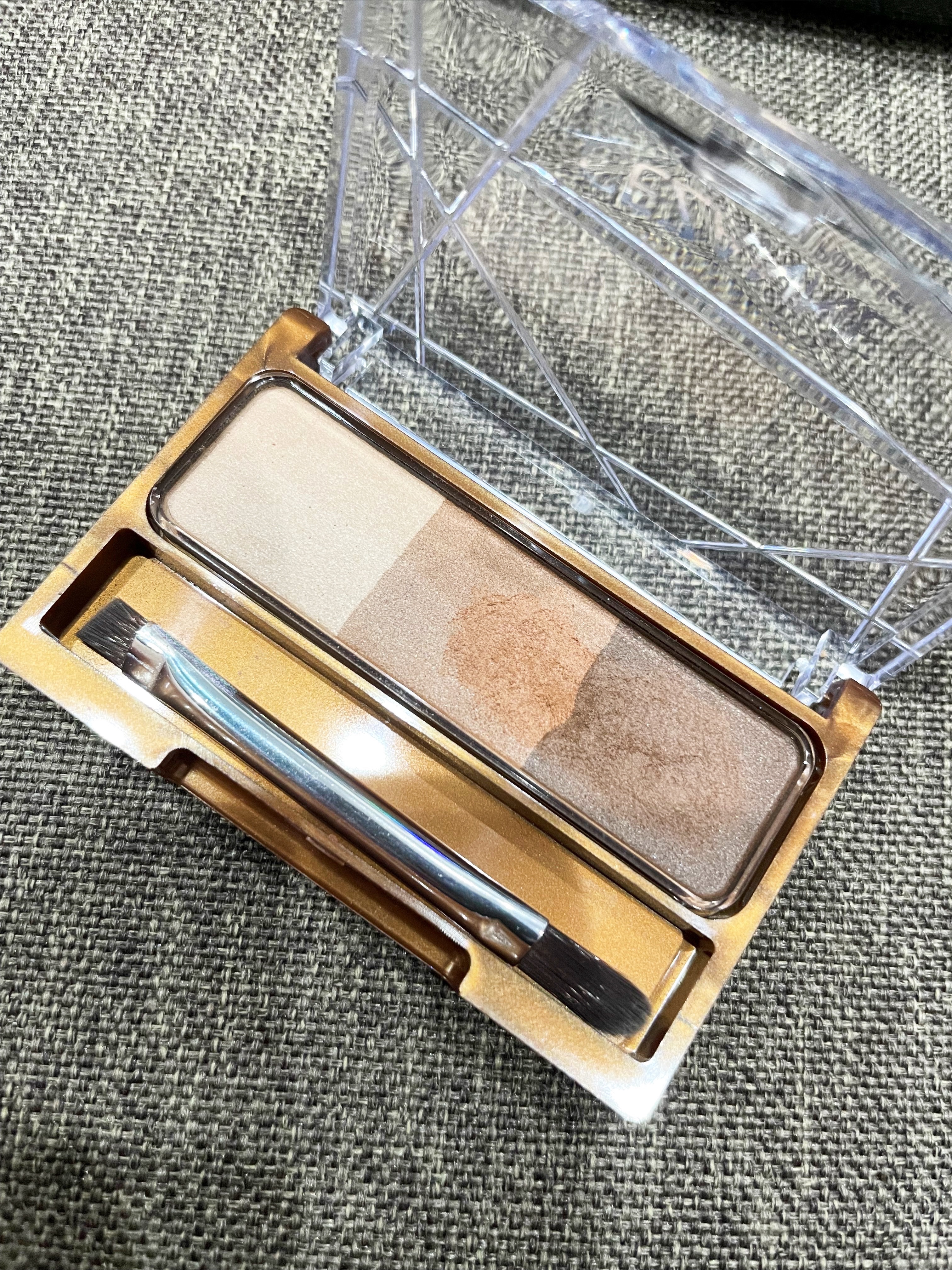 ノーズ＆アイブロウパウダー/CEZANNE/パウダーアイブロウを使ったクチコミ（3枚目）