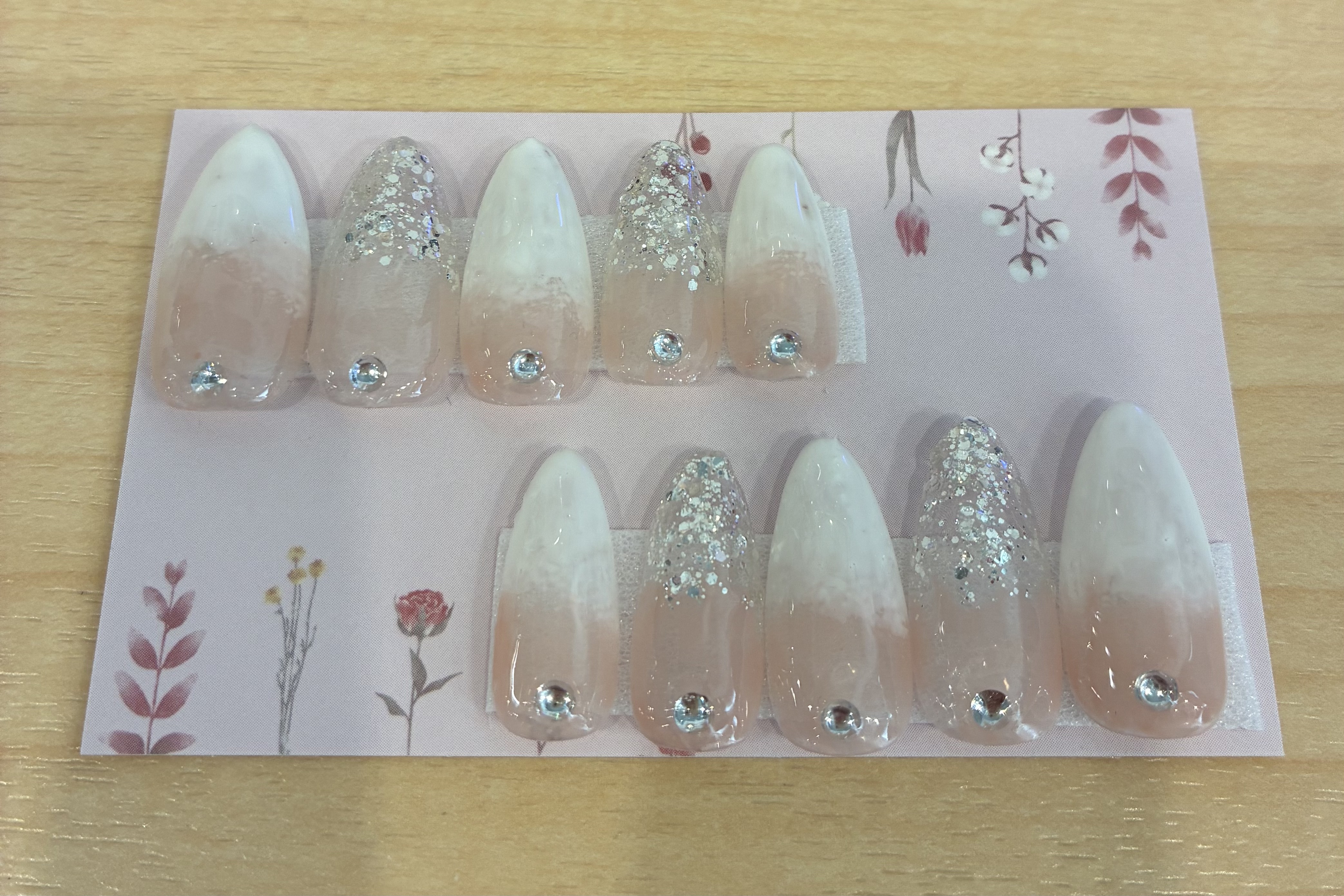 ジェルネイル（ライト対応）/セリア/ジェルネイルを使ったクチコミ（1枚目）