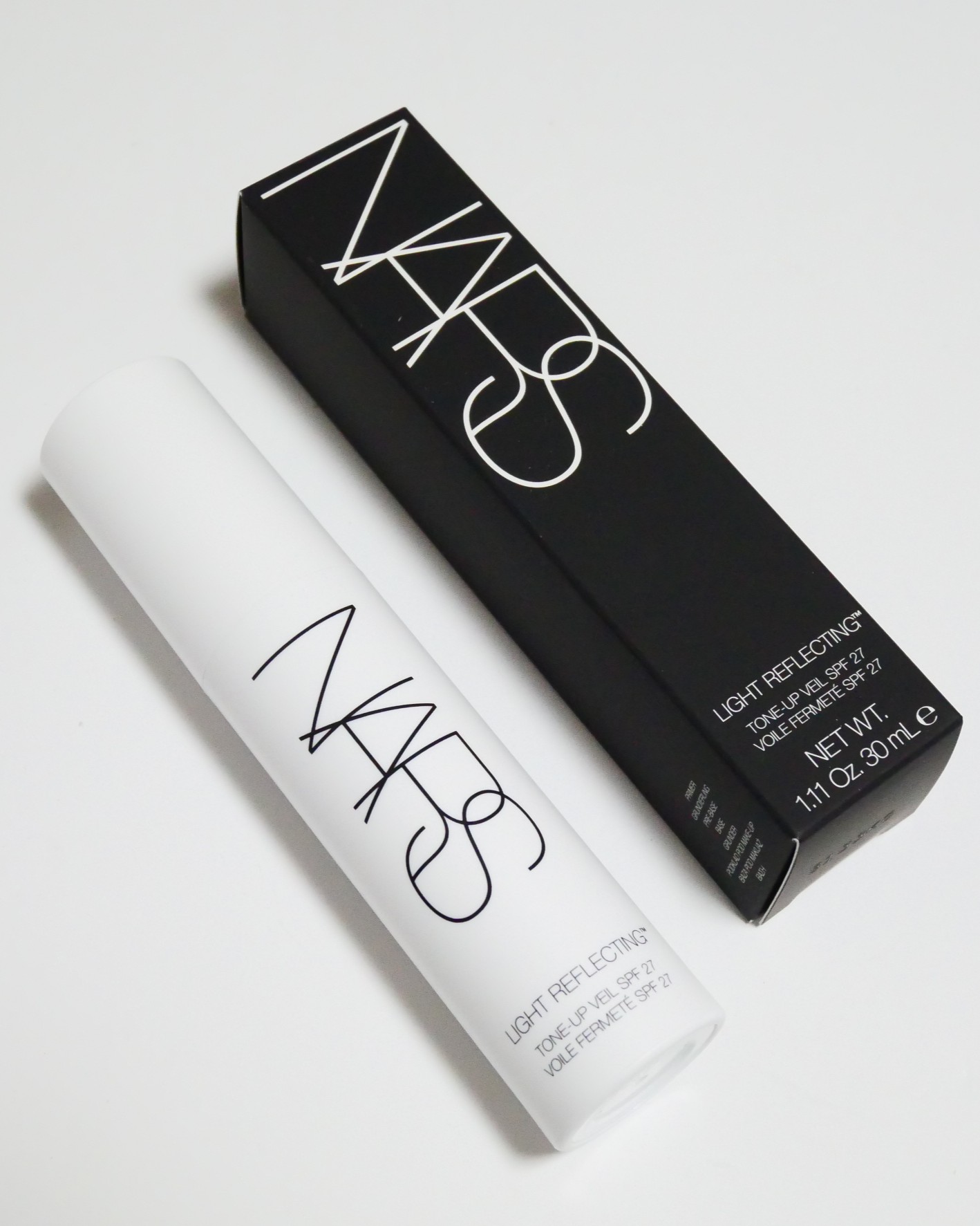 ライトリフレクティング　トーンアップヴェール/NARS/化粧下地を使ったクチコミ（1枚目）
